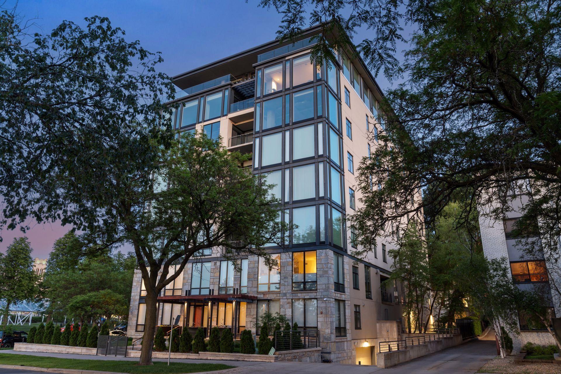 View of Residential at 301 Kenwood Parkway #600, Minneapolis MN 55403, Minneapolis (34 of 43) - Mike Wilen | Minnesota Team Real Estate