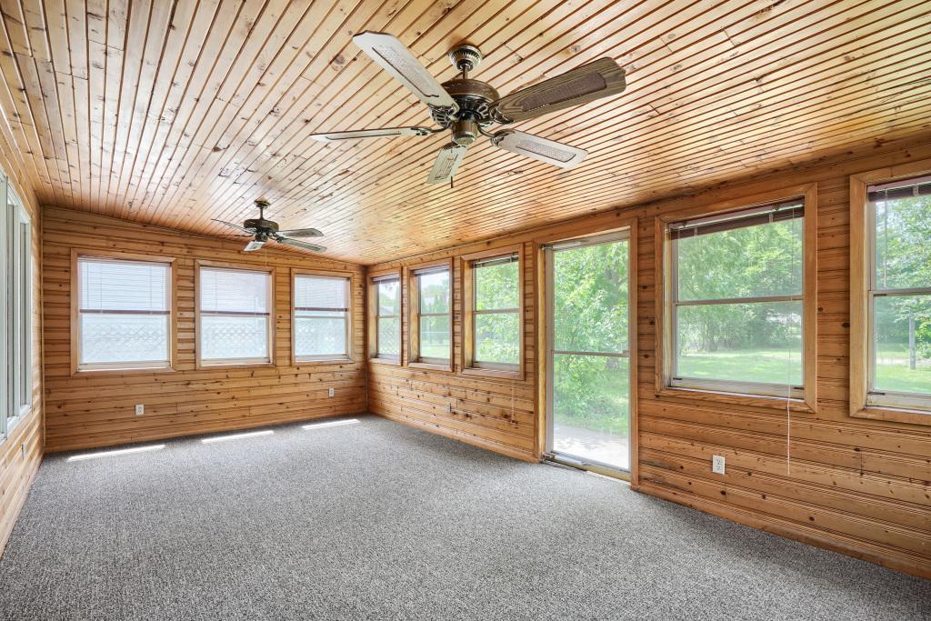 View of Residential at 9200 Harkness Avenue, Cottage Grove MN 55016, Cottage Grove (14 of 17) - Mike Wilen | Minnesota Team Real Estate