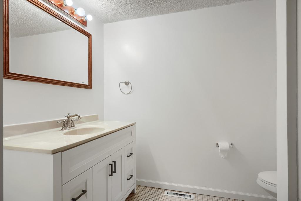 View of Residential at 9200 Harkness Avenue, Cottage Grove MN 55016, Cottage Grove (11 of 17) - Mike Wilen | Minnesota Team Real Estate