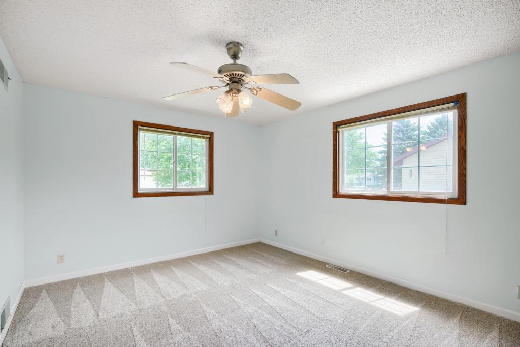 View of Residential at 9200 Harkness Avenue, Cottage Grove MN 55016, Cottage Grove (9 of 17) - Mike Wilen | Minnesota Team Real Estate