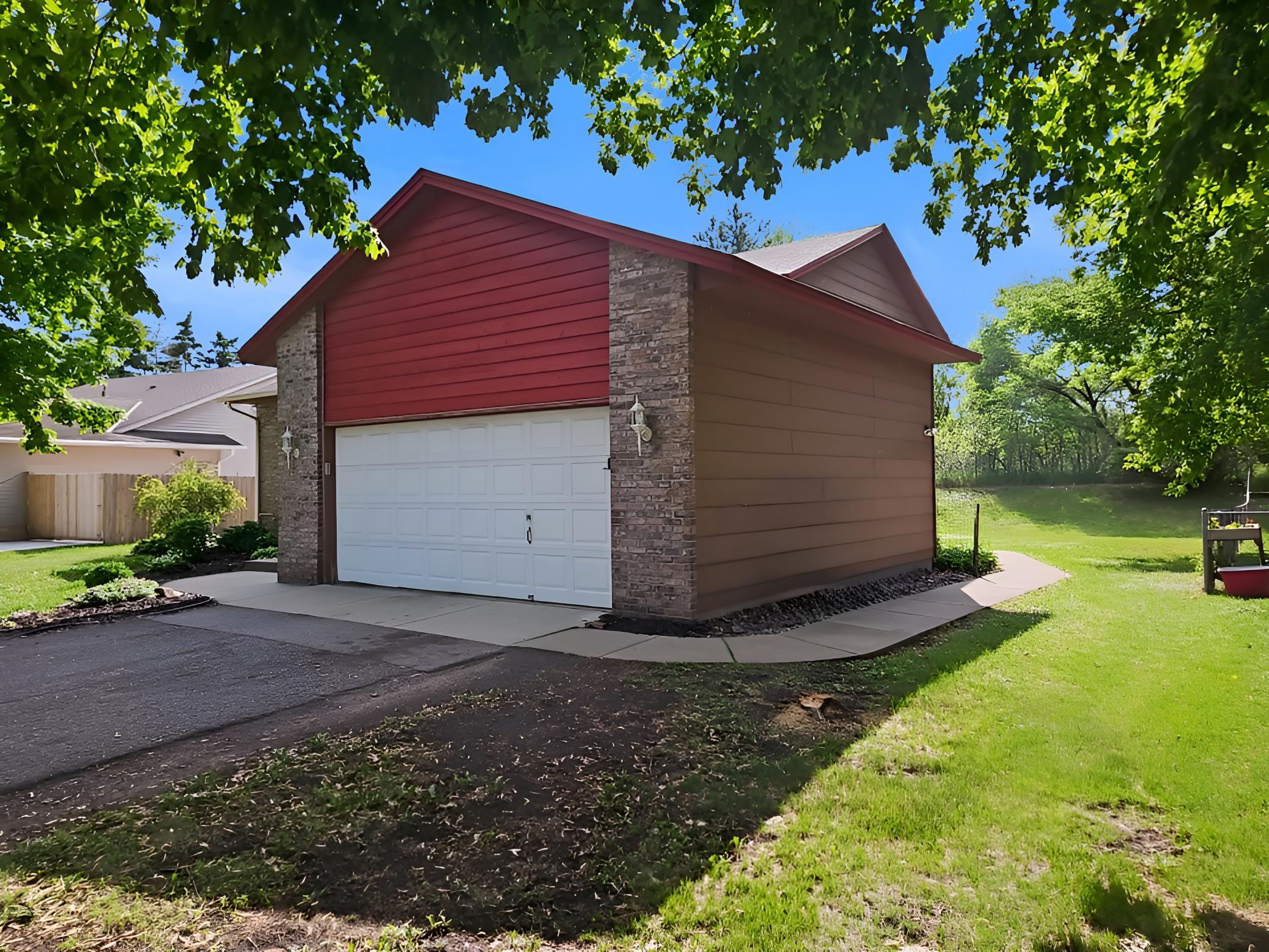 View of Residential at 7613 Fairfield Road, Brooklyn Park MN 55444, Brooklyn Park (38 of 42) - Mike Wilen | Minnesota Team Real Estate