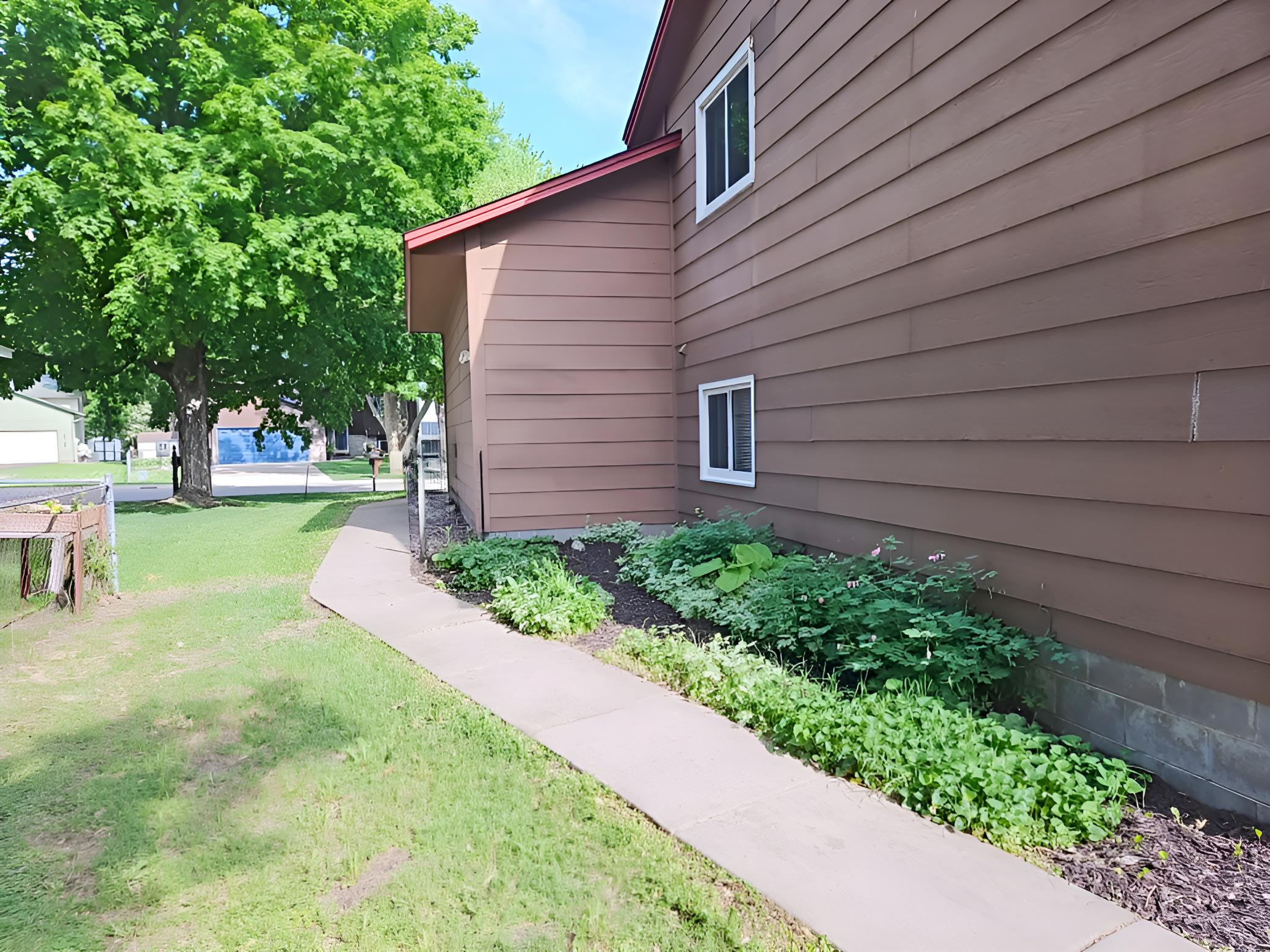 View of Residential at 7613 Fairfield Road, Brooklyn Park MN 55444, Brooklyn Park (39 of 42) - Mike Wilen | Minnesota Team Real Estate