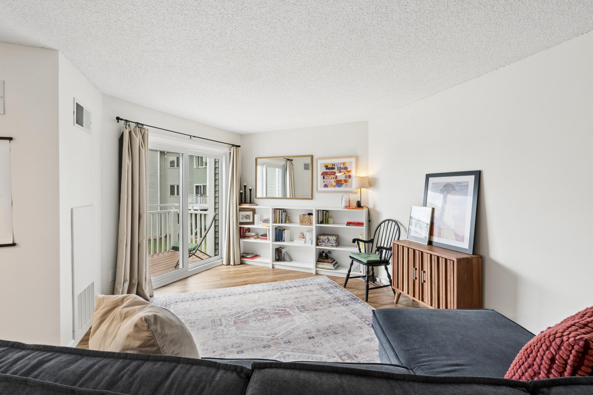 View of Residential at 1372 Carling Drive #306, Saint Paul MN 55108, Saint Paul (15 of 47) - Mike Wilen | Minnesota Team Real Estate
