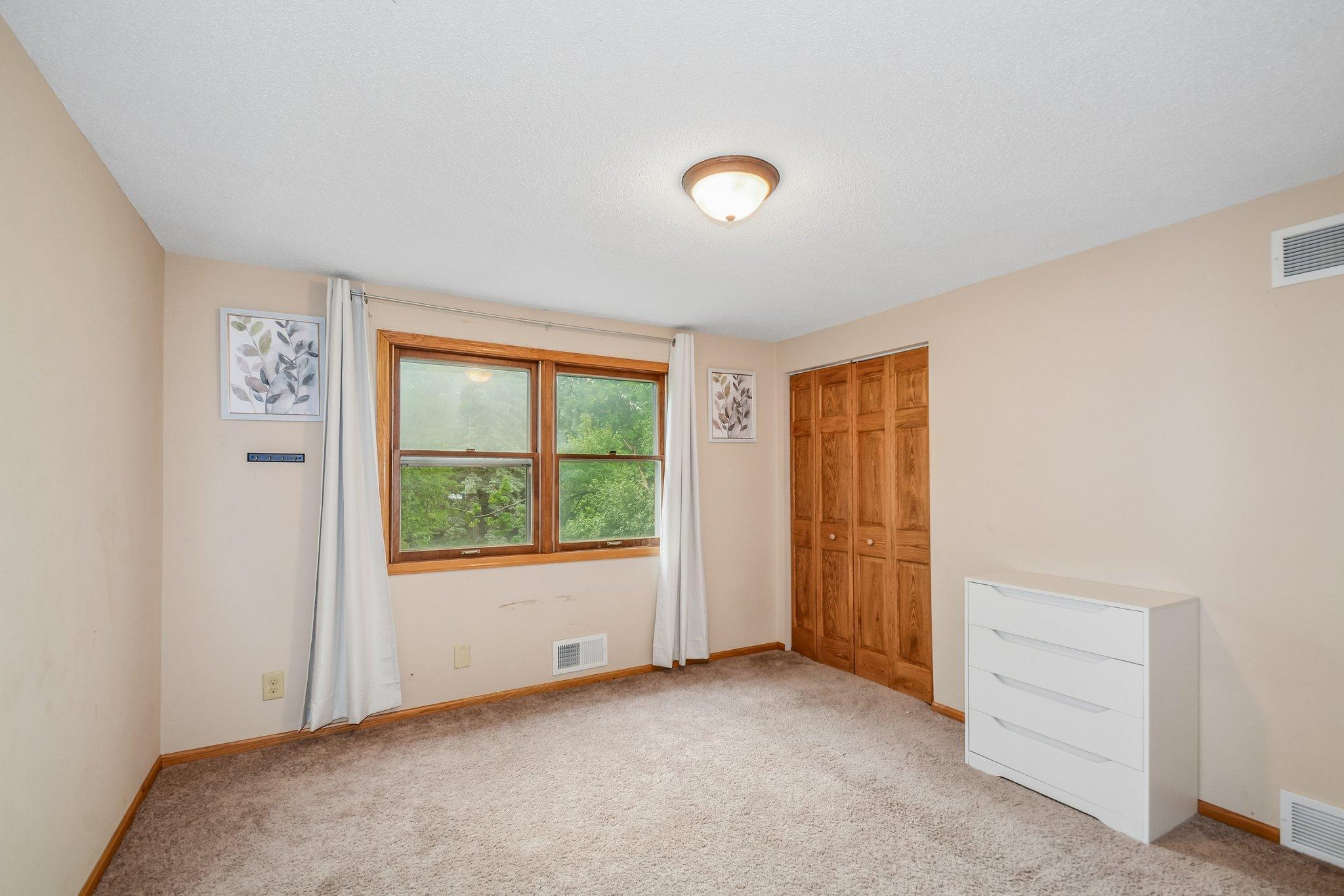 View of Residential at 9631 13th Avenue, Bloomington MN 55425, Bloomington (17 of 28) - Mike Wilen | Minnesota Team Real Estate