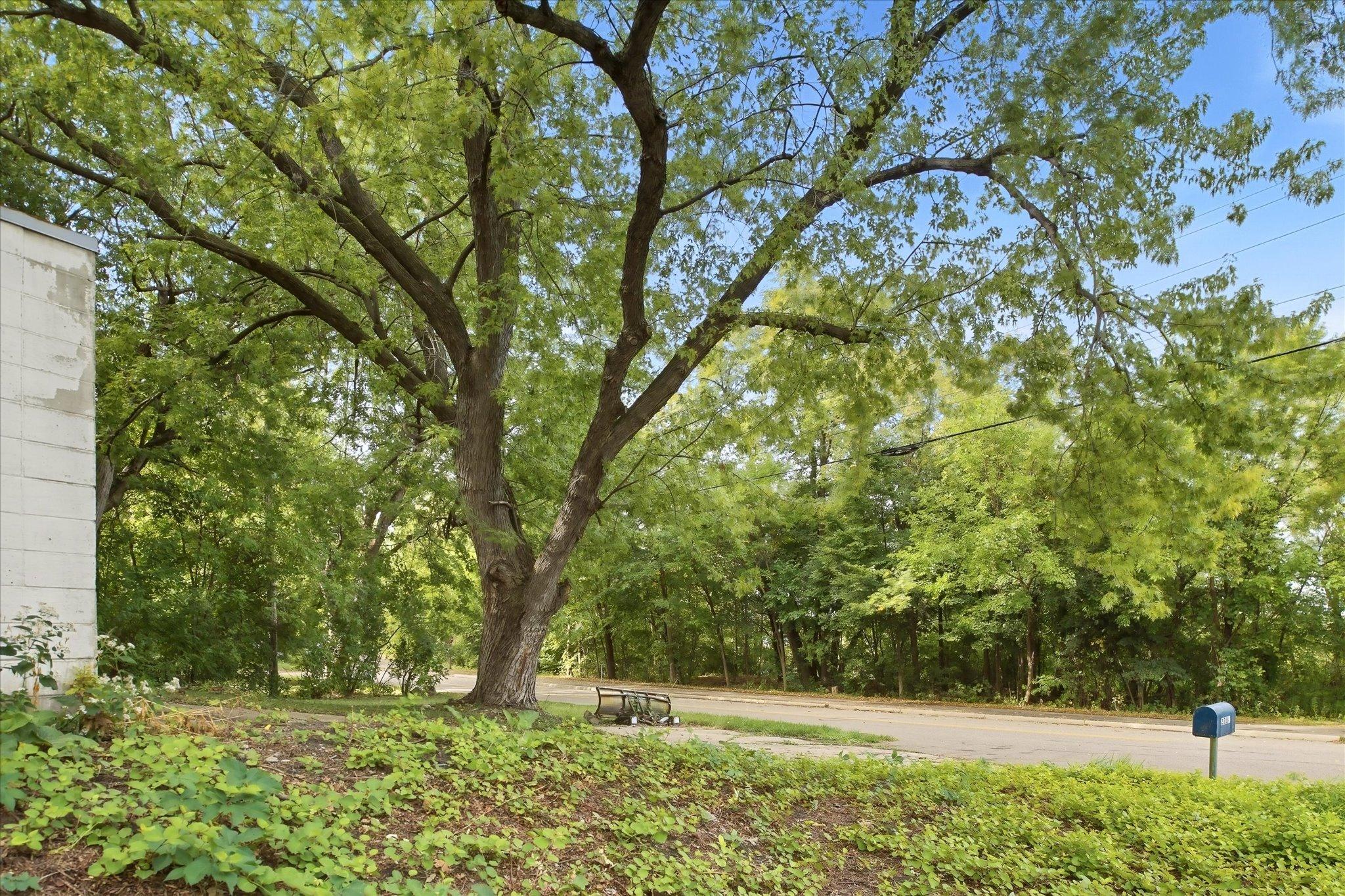 View of Residential at 2280 Medicine Lake Boulevard, Plymouth MN 55441, Plymouth (33 of 46) - Mike Wilen | Minnesota Team Real Estate