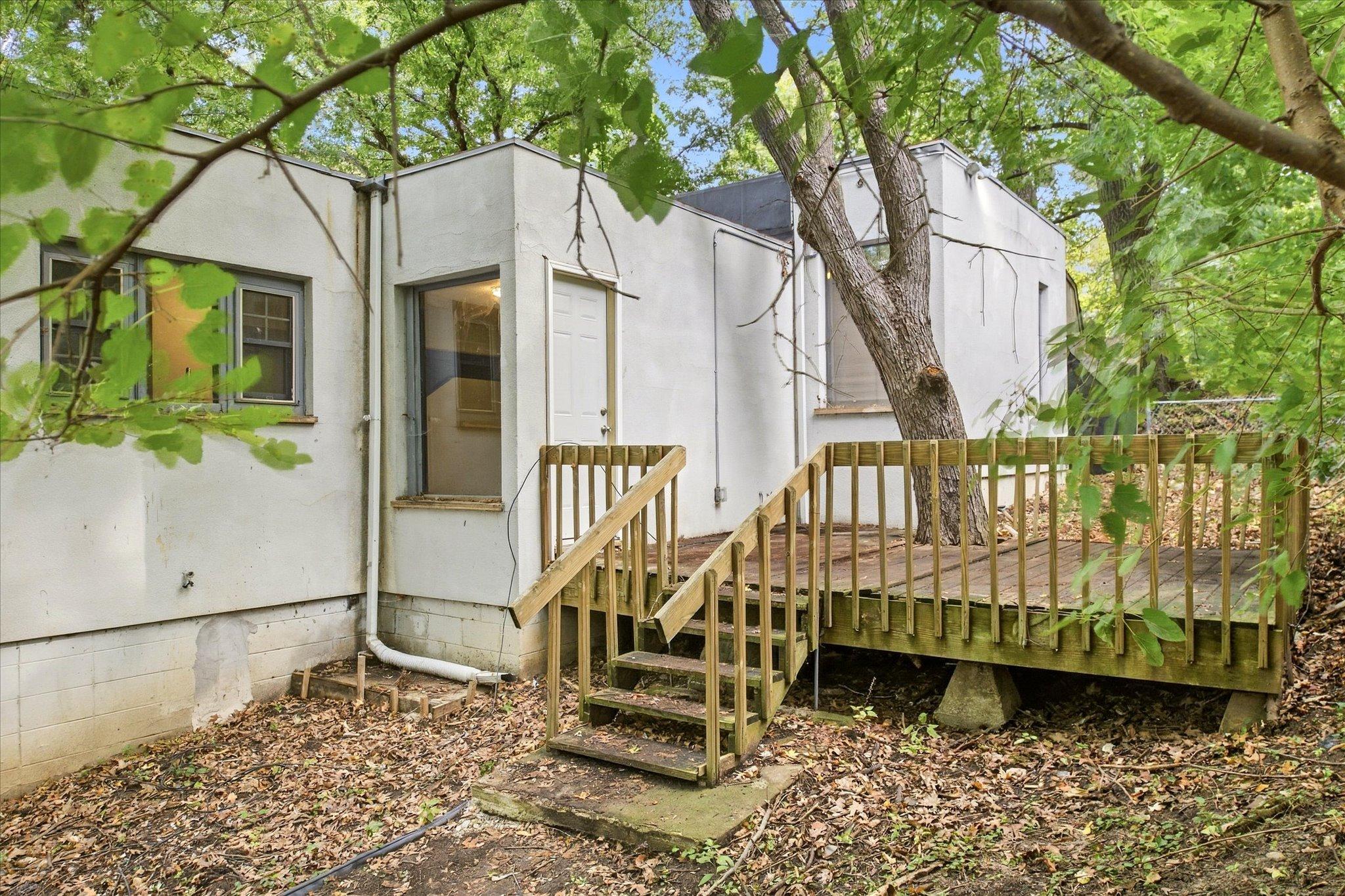 View of Residential at 2280 Medicine Lake Boulevard, Plymouth MN 55441, Plymouth (32 of 46) - Mike Wilen | Minnesota Team Real Estate