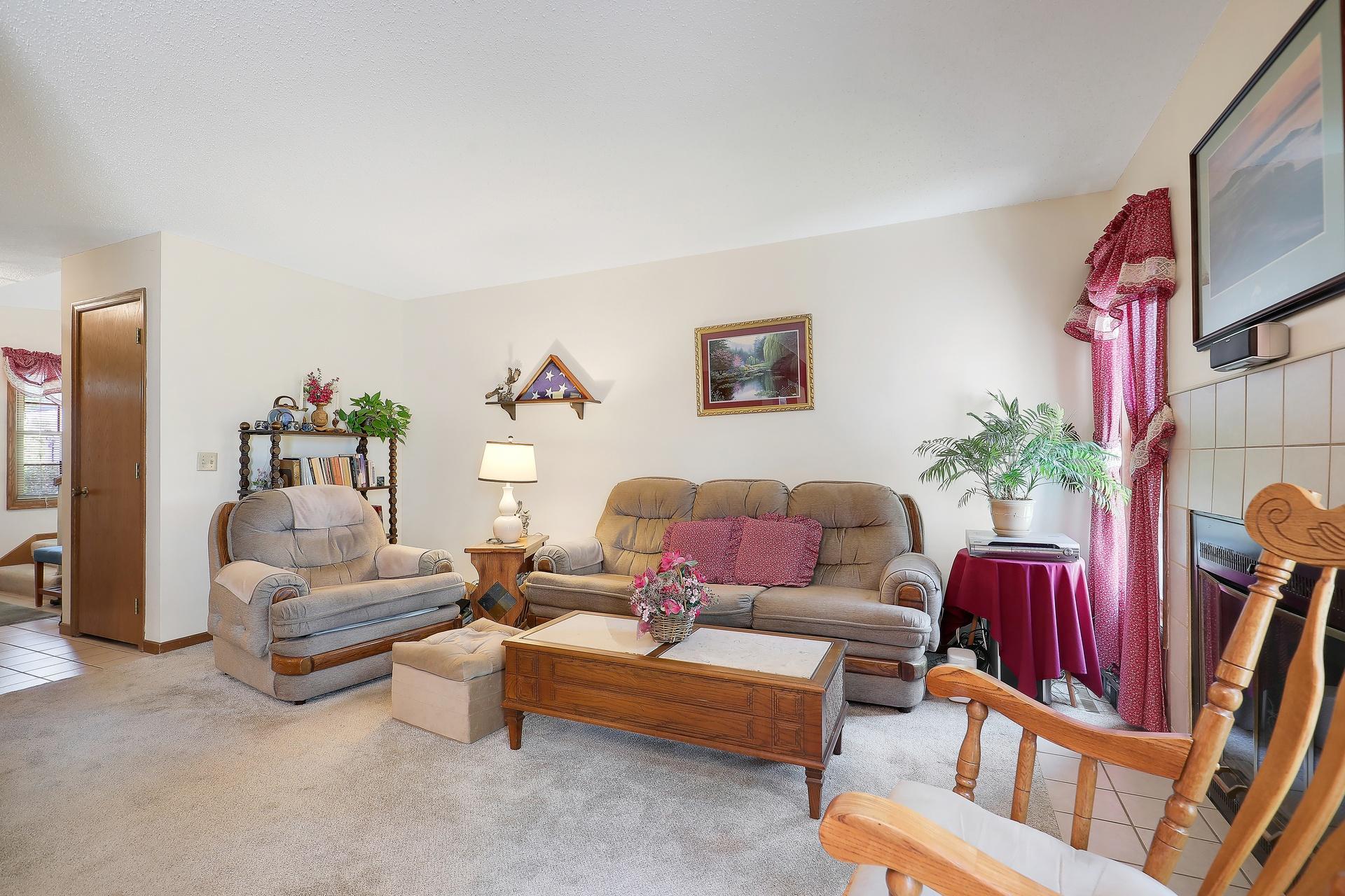 View of Residential at 14389 Bedford Drive, Eden Prairie MN 55346, Eden Prairie (14 of 60) - Mike Wilen | Minnesota Team Real Estate