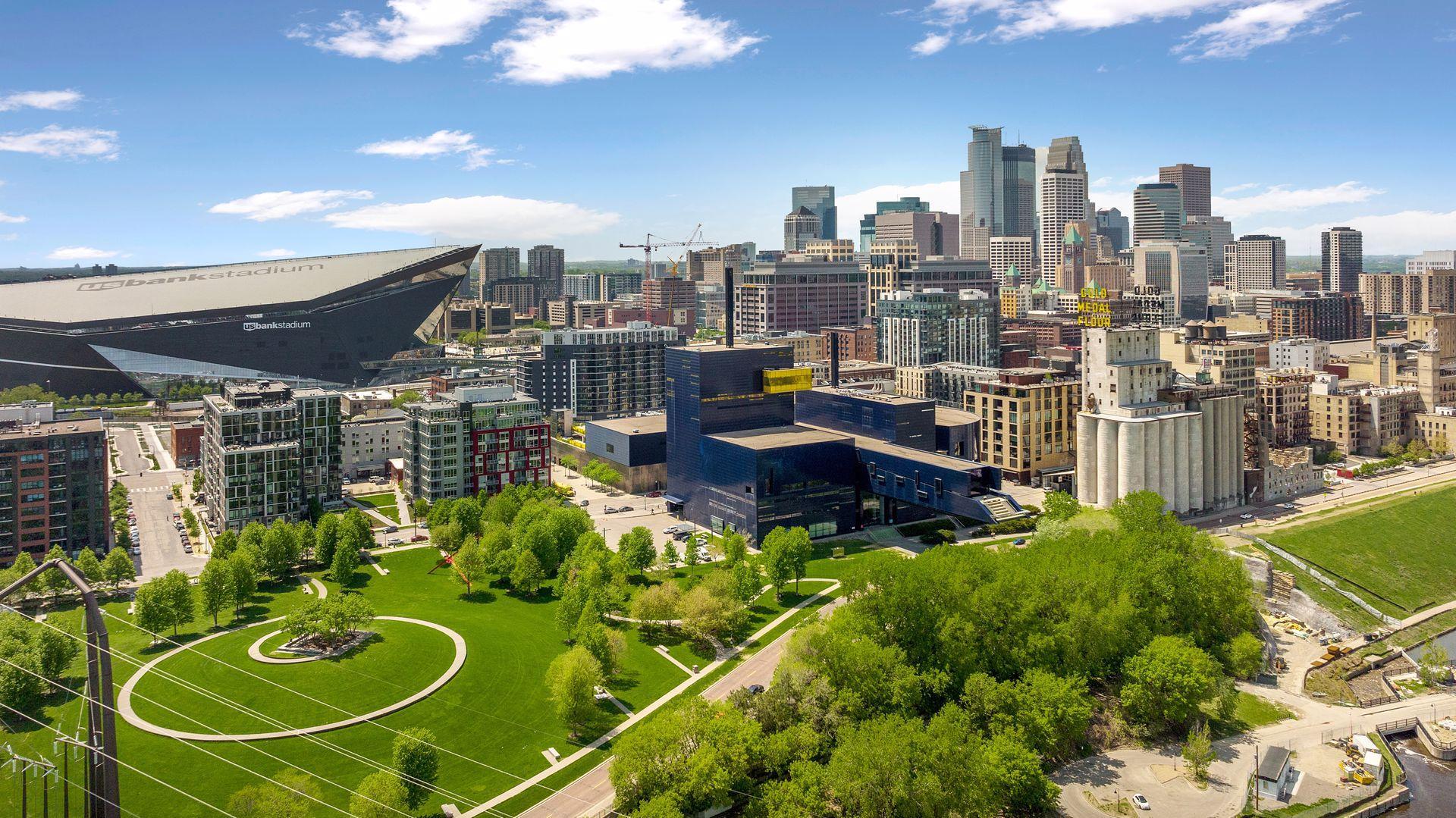 View of Residential at 250 Park Avenue #404, Minneapolis MN 55415, Minneapolis (21 of 23) - Mike Wilen | Minnesota Team Real Estate