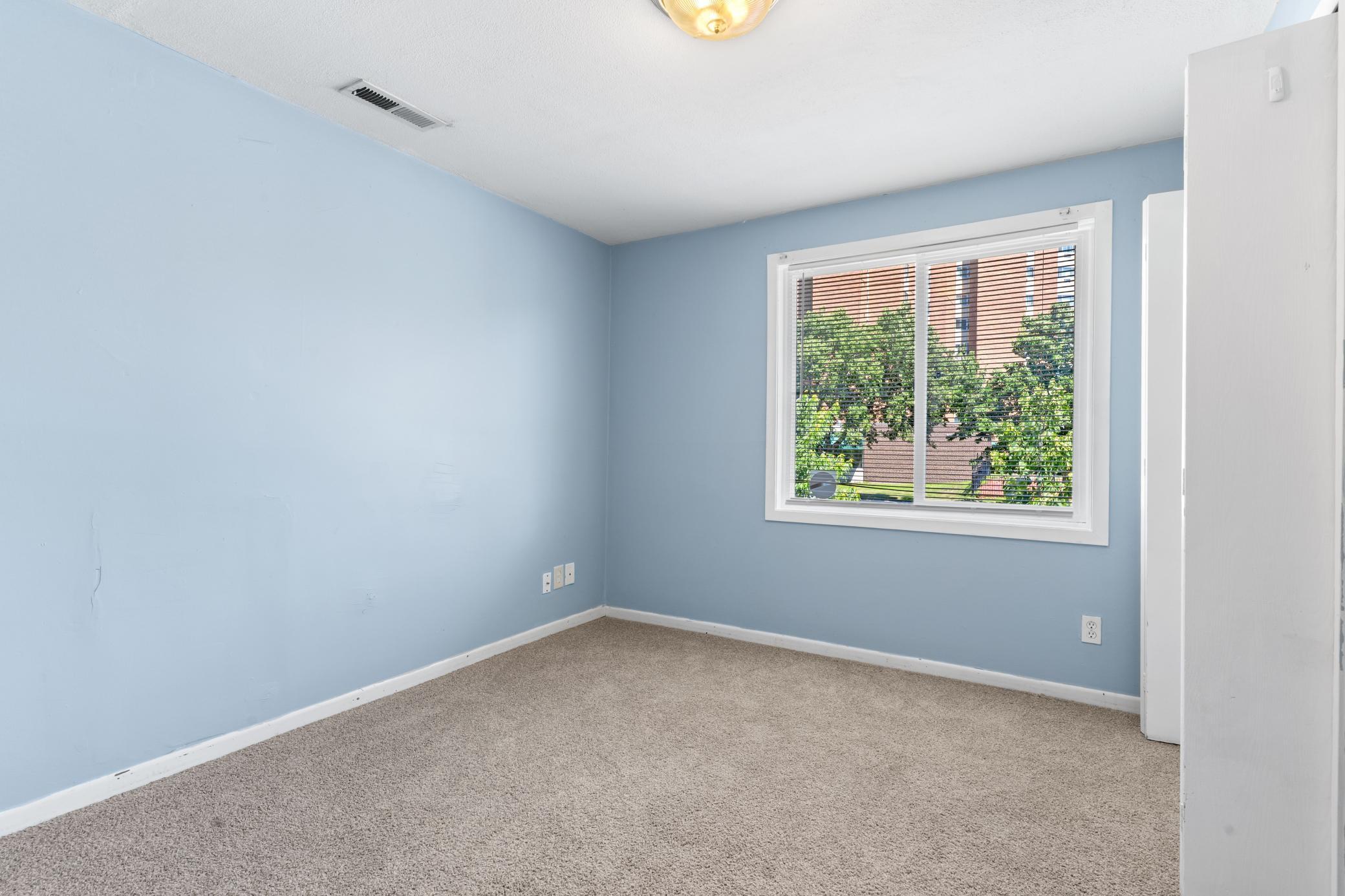 View of Residential Income at 1518 Park Avenue, Minneapolis MN 55404, Minneapolis (7 of 26) - Mike Wilen | Minnesota Team Real Estate