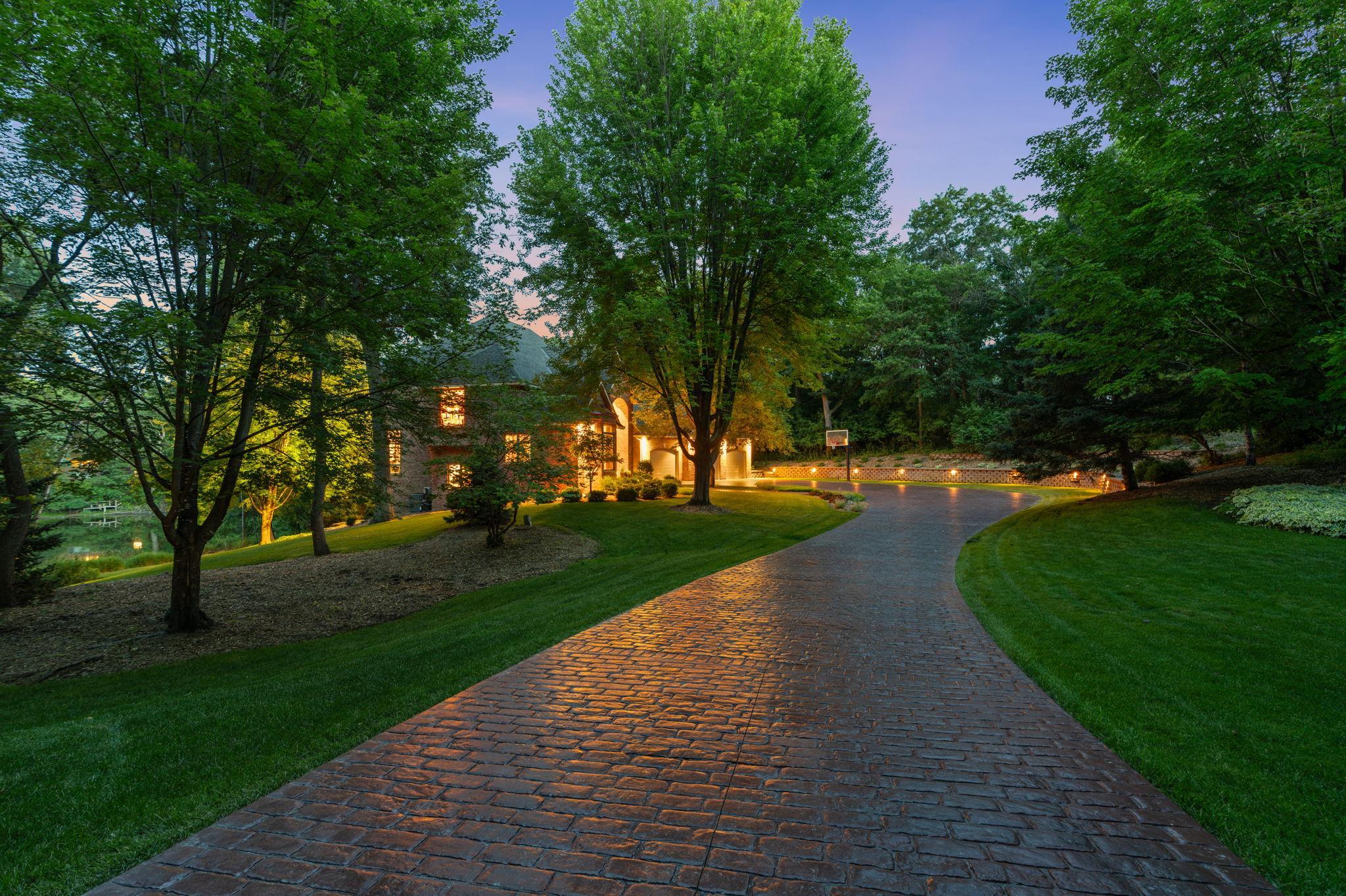 View of Residential at 720 Timber Lane, Shoreview MN 55126, Shoreview - Mike Wilen | Minnesota Team Real Estate