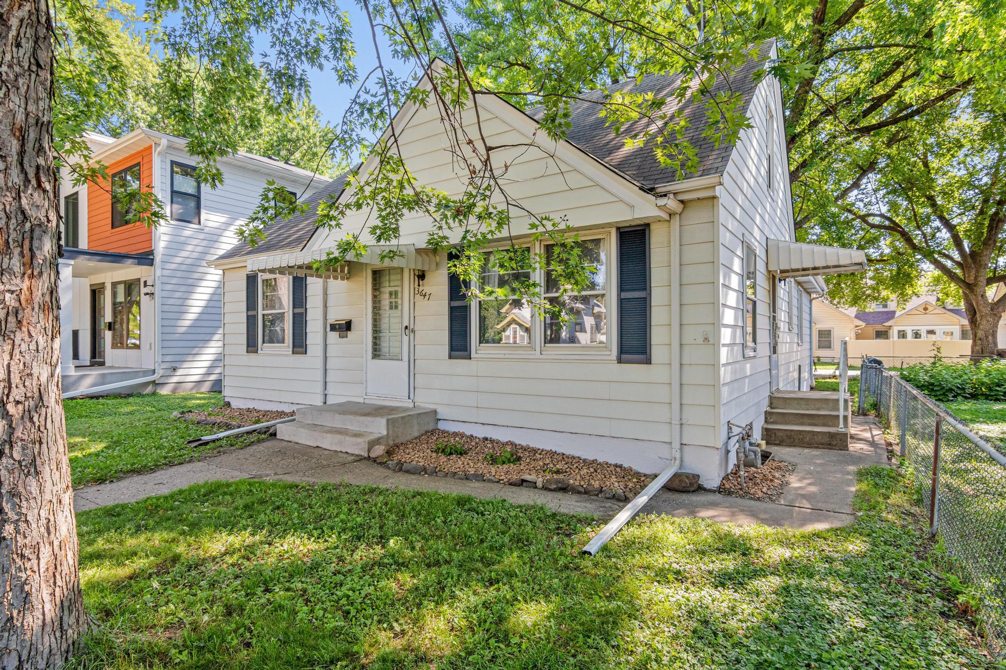 View of Residential at 3647 28th Avenue, Minneapolis MN 55406, Minneapolis (6 of 28) - Mike Wilen | Minnesota Team Real Estate