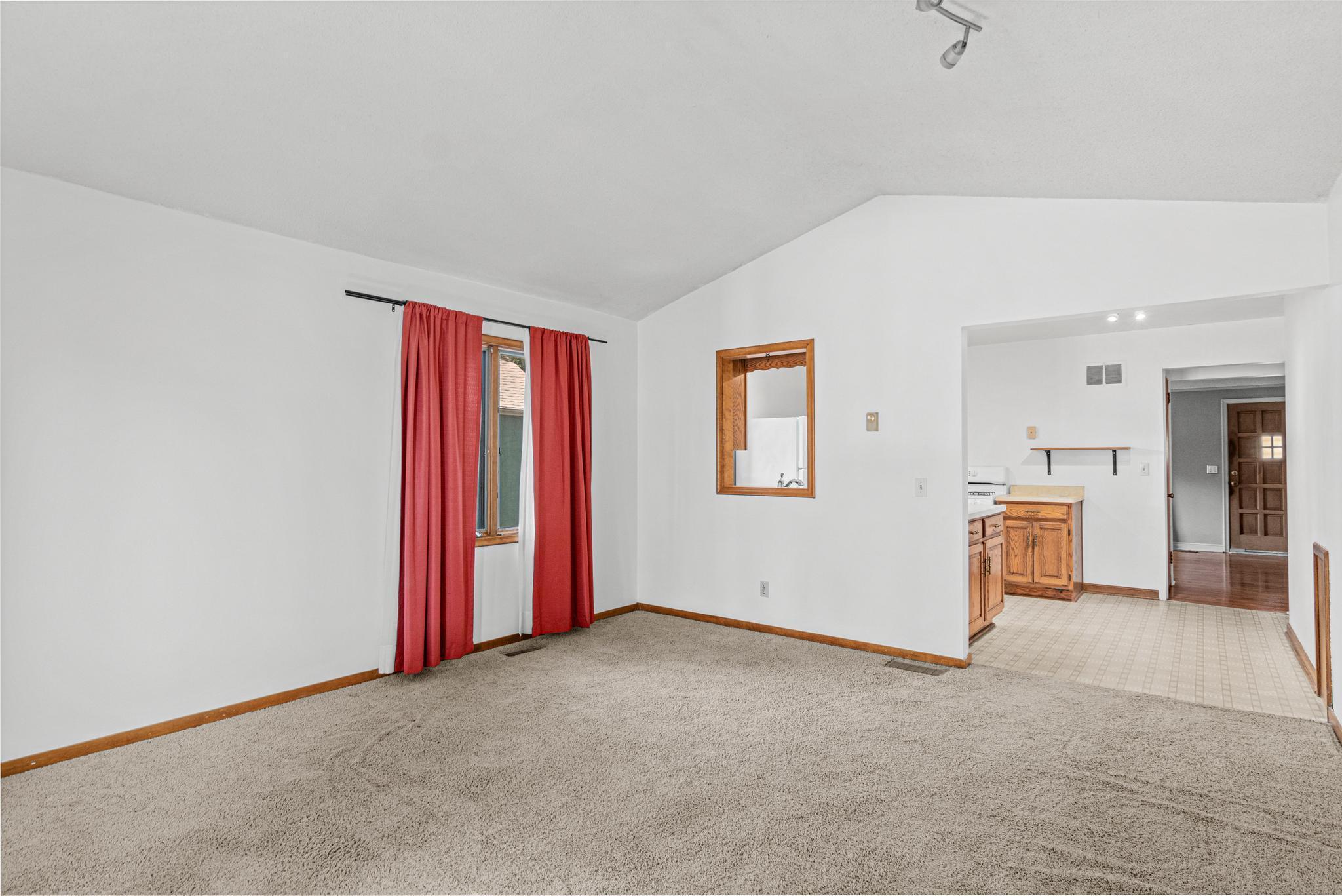 View of Residential at 3647 28th Avenue, Minneapolis MN 55406, Minneapolis (13 of 28) - Mike Wilen | Minnesota Team Real Estate