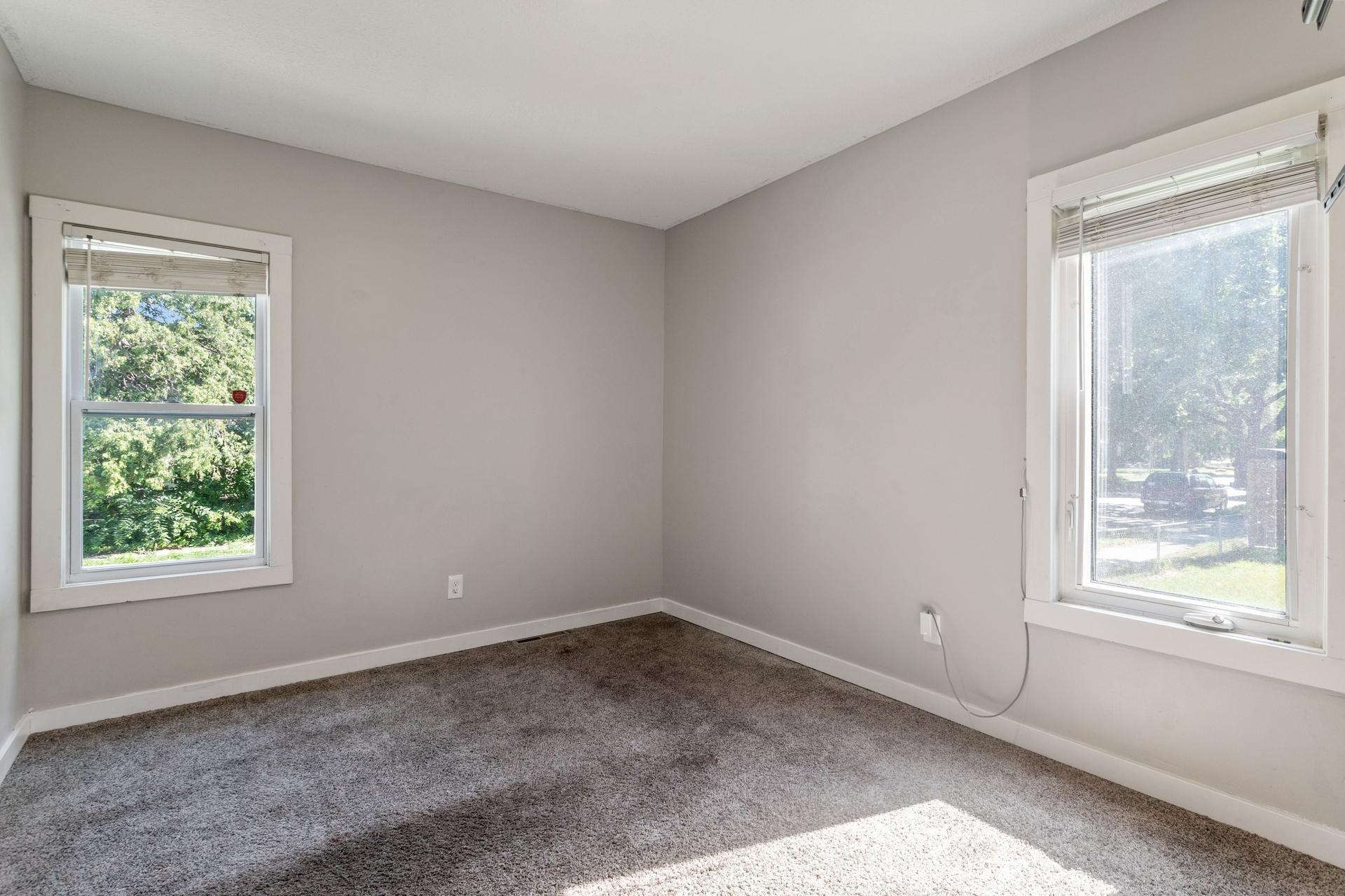View of Residential at 3858 Fremont Avenue, Minneapolis MN 55412, Minneapolis (5 of 17) - Mike Wilen | Minnesota Team Real Estate