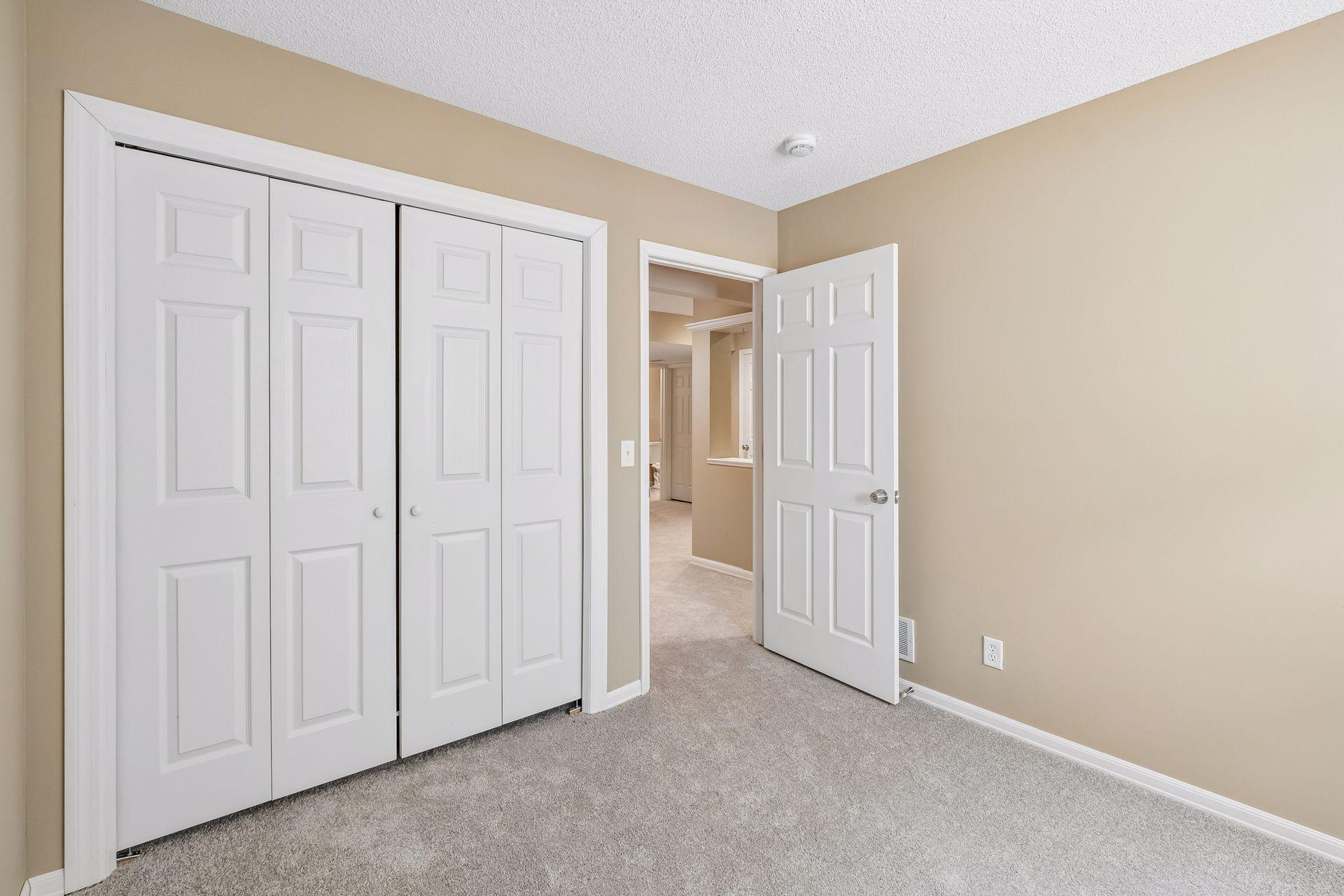 View of Residential at 15003 Windemere Lane, Burnsville MN 55306, Burnsville (34 of 42) - Mike Wilen | Minnesota Team Real Estate