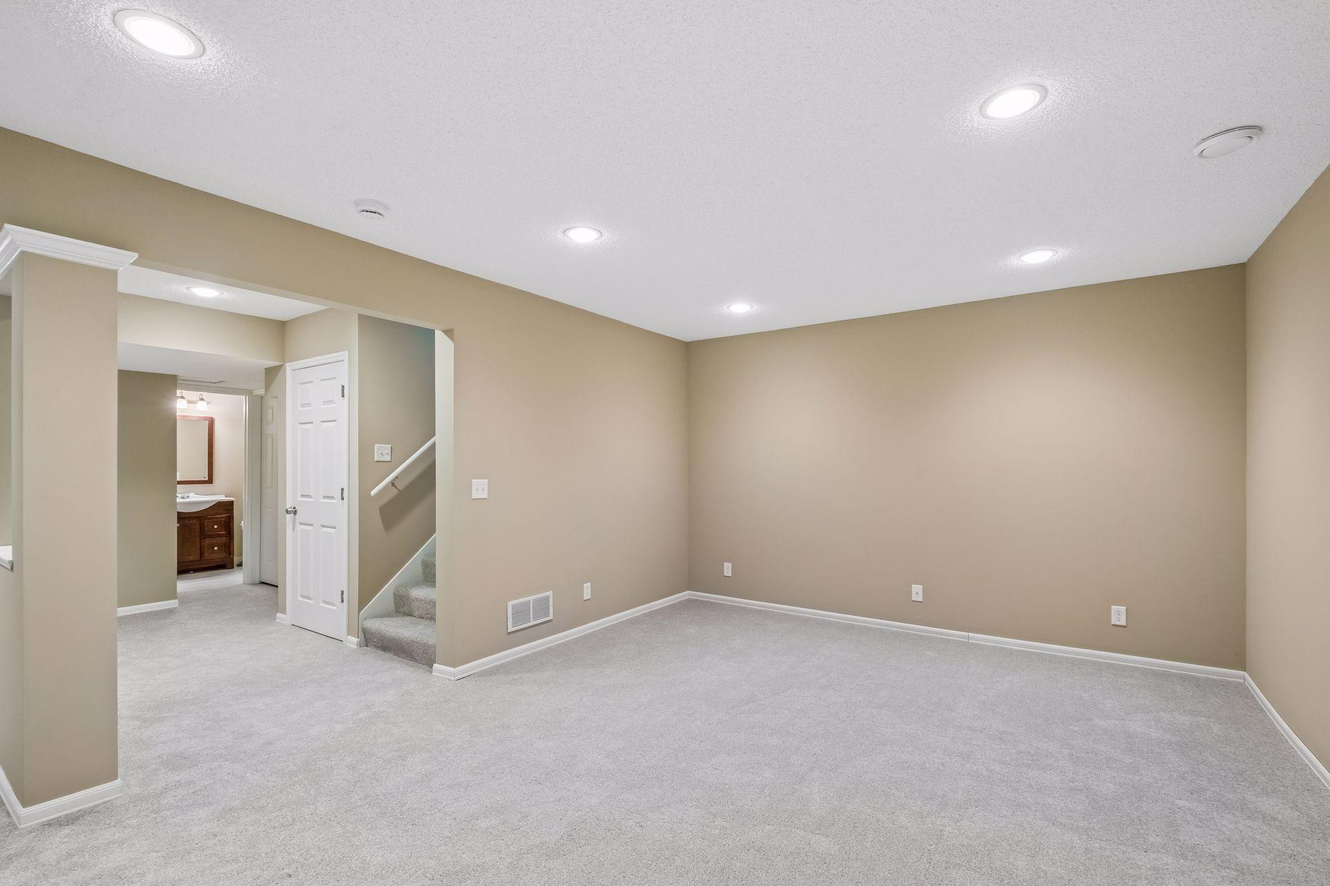 View of Residential at 15003 Windemere Lane, Burnsville MN 55306, Burnsville (32 of 42) - Mike Wilen | Minnesota Team Real Estate