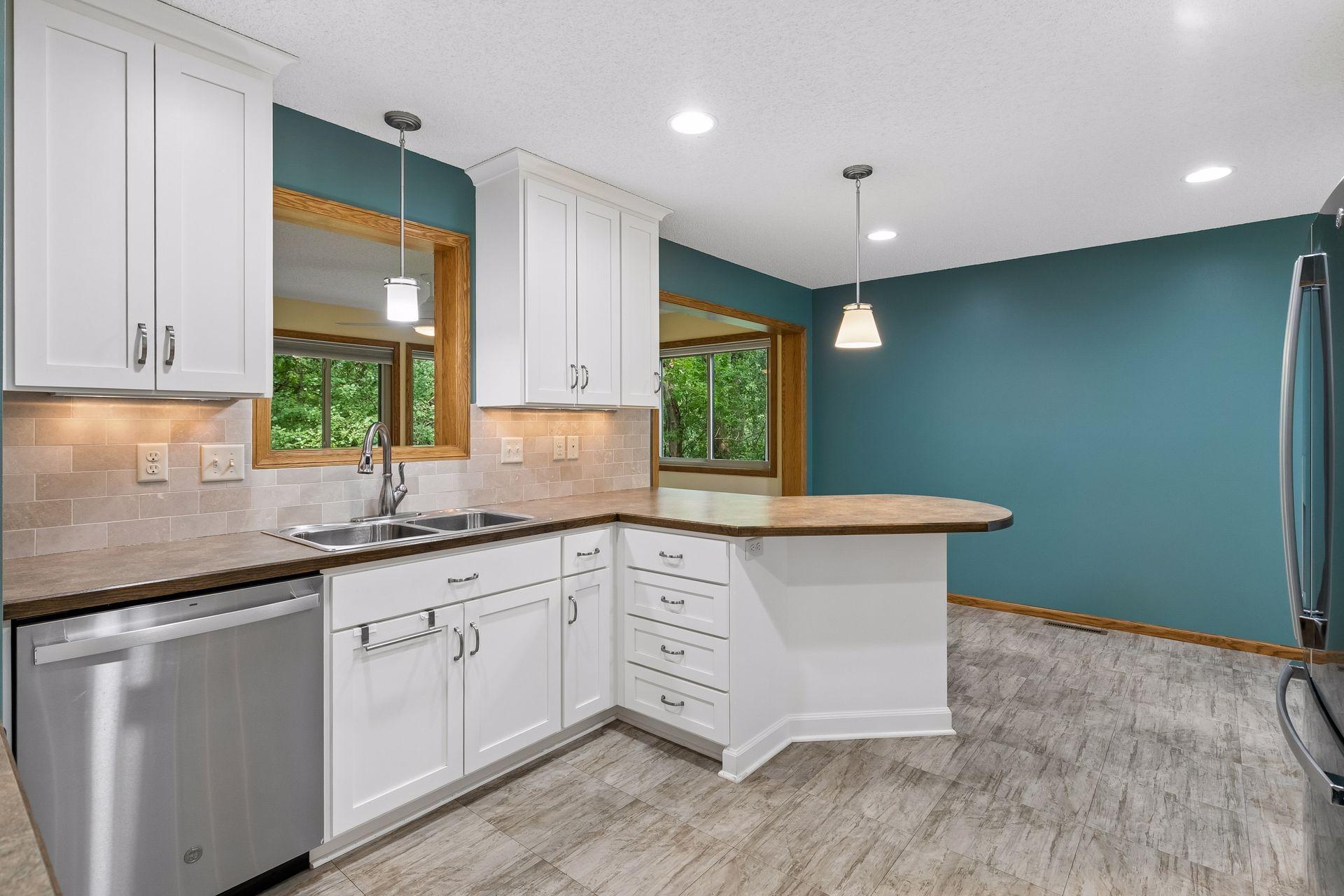 View of Residential at 13410 Parkwood Drive, Burnsville MN 55337, Burnsville (9 of 31) - Mike Wilen | Minnesota Team Real Estate