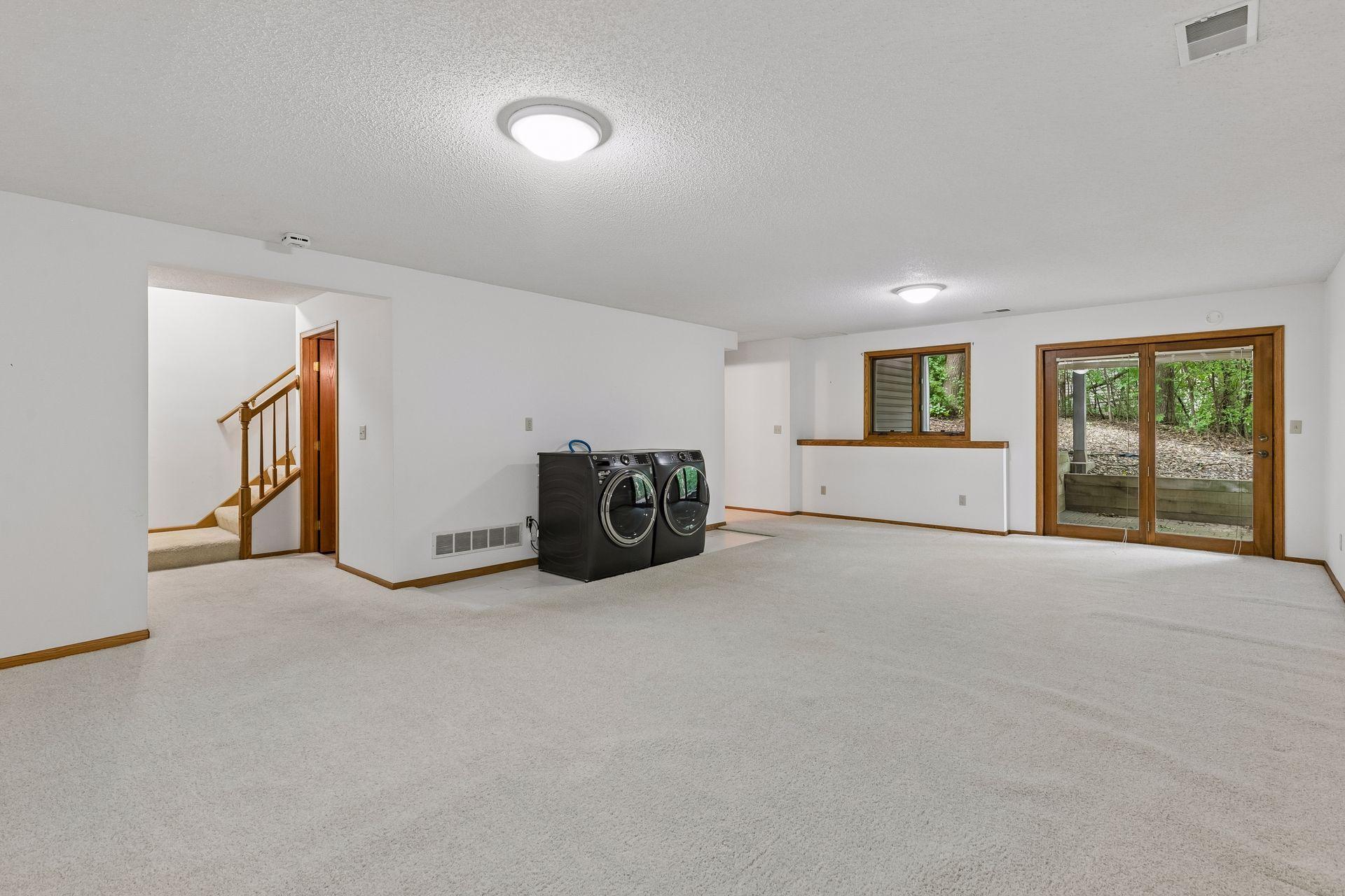 View of Residential at 13410 Parkwood Drive, Burnsville MN 55337, Burnsville (25 of 31) - Mike Wilen | Minnesota Team Real Estate