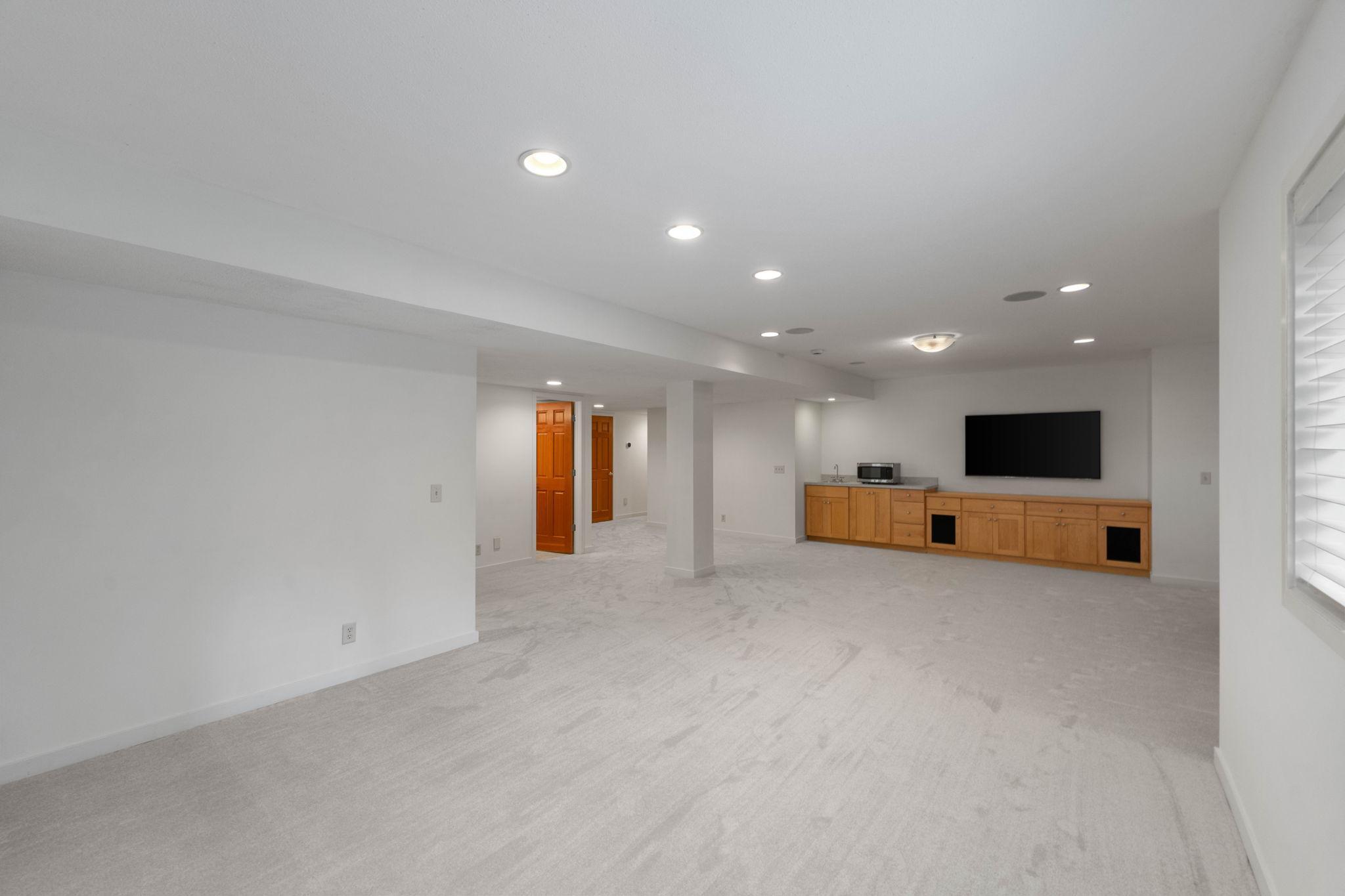 View of Residential at 506 River Street, Minneapolis MN 55401, Minneapolis (43 of 51) - Mike Wilen | Minnesota Team Real Estate