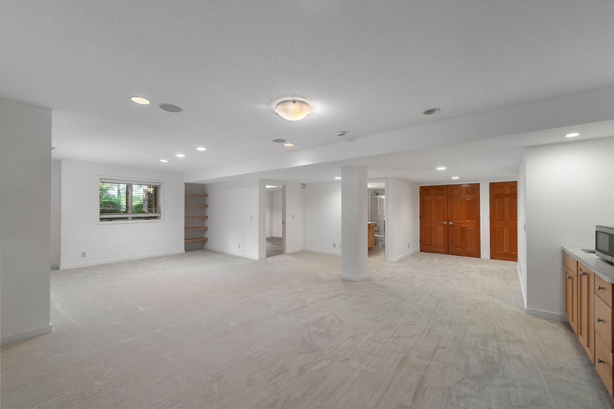 View of Residential at 506 River Street, Minneapolis MN 55401, Minneapolis (42 of 51) - Mike Wilen | Minnesota Team Real Estate