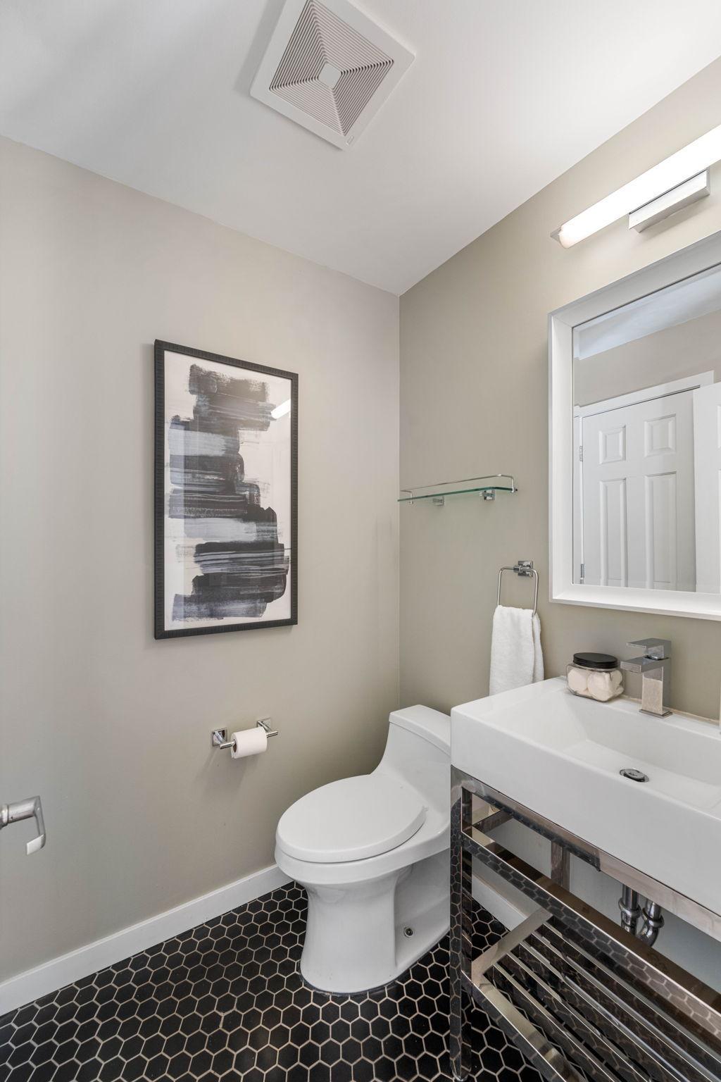 View of Residential at 506 River Street, Minneapolis MN 55401, Minneapolis (16 of 51) - Mike Wilen | Minnesota Team Real Estate