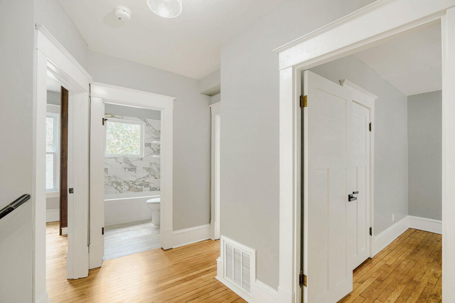 View of Residential at 2615 Columbus Avenue, Minneapolis MN 55407, Minneapolis (28 of 31) - Mike Wilen | Minnesota Team Real Estate