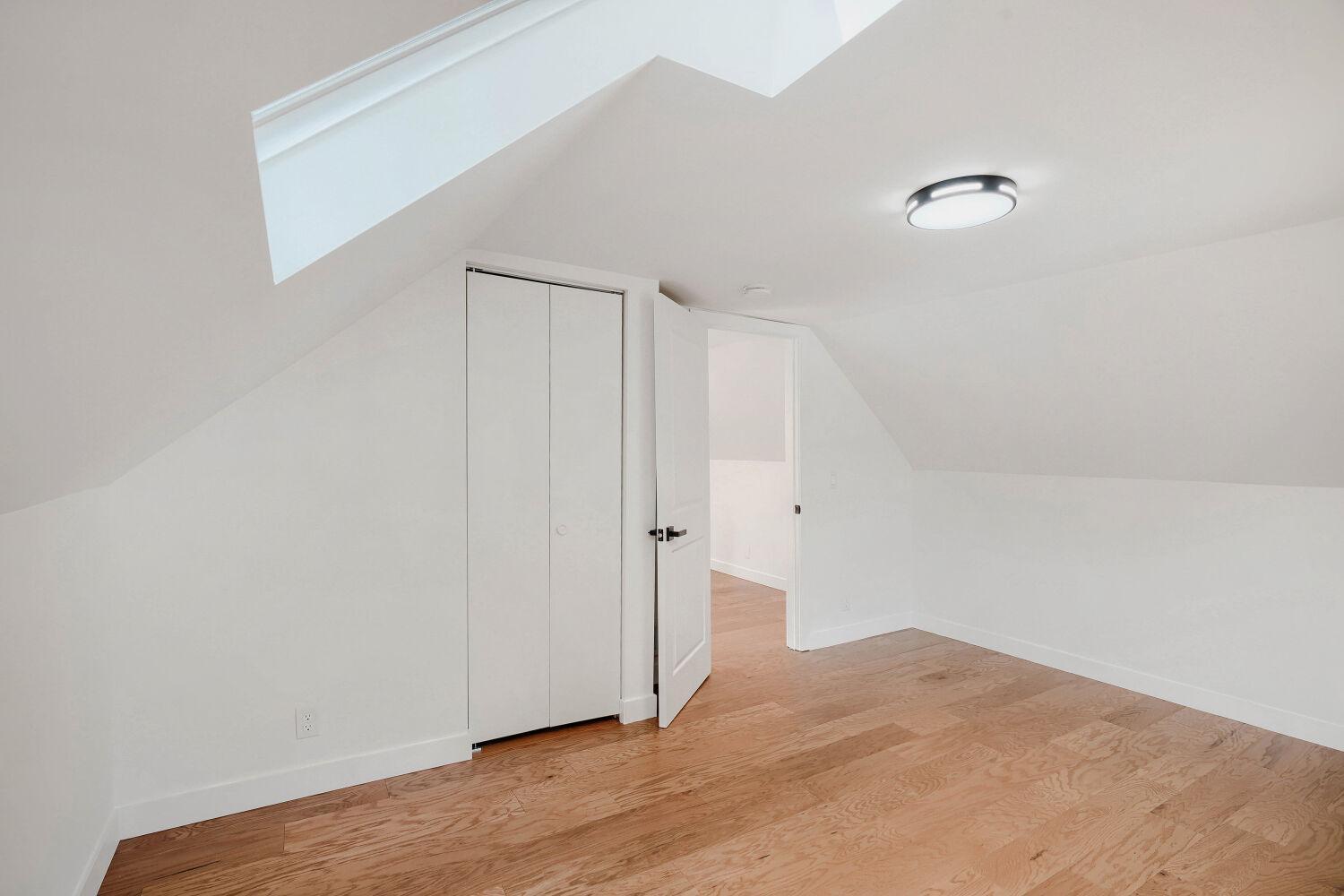 View of Residential at 2615 Columbus Avenue, Minneapolis MN 55407, Minneapolis (25 of 31) - Mike Wilen | Minnesota Team Real Estate