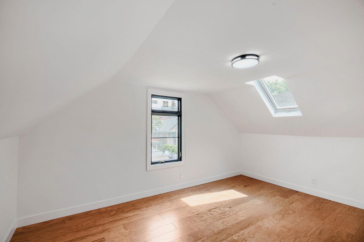 View of Residential at 2615 Columbus Avenue, Minneapolis MN 55407, Minneapolis (23 of 31) - Mike Wilen | Minnesota Team Real Estate