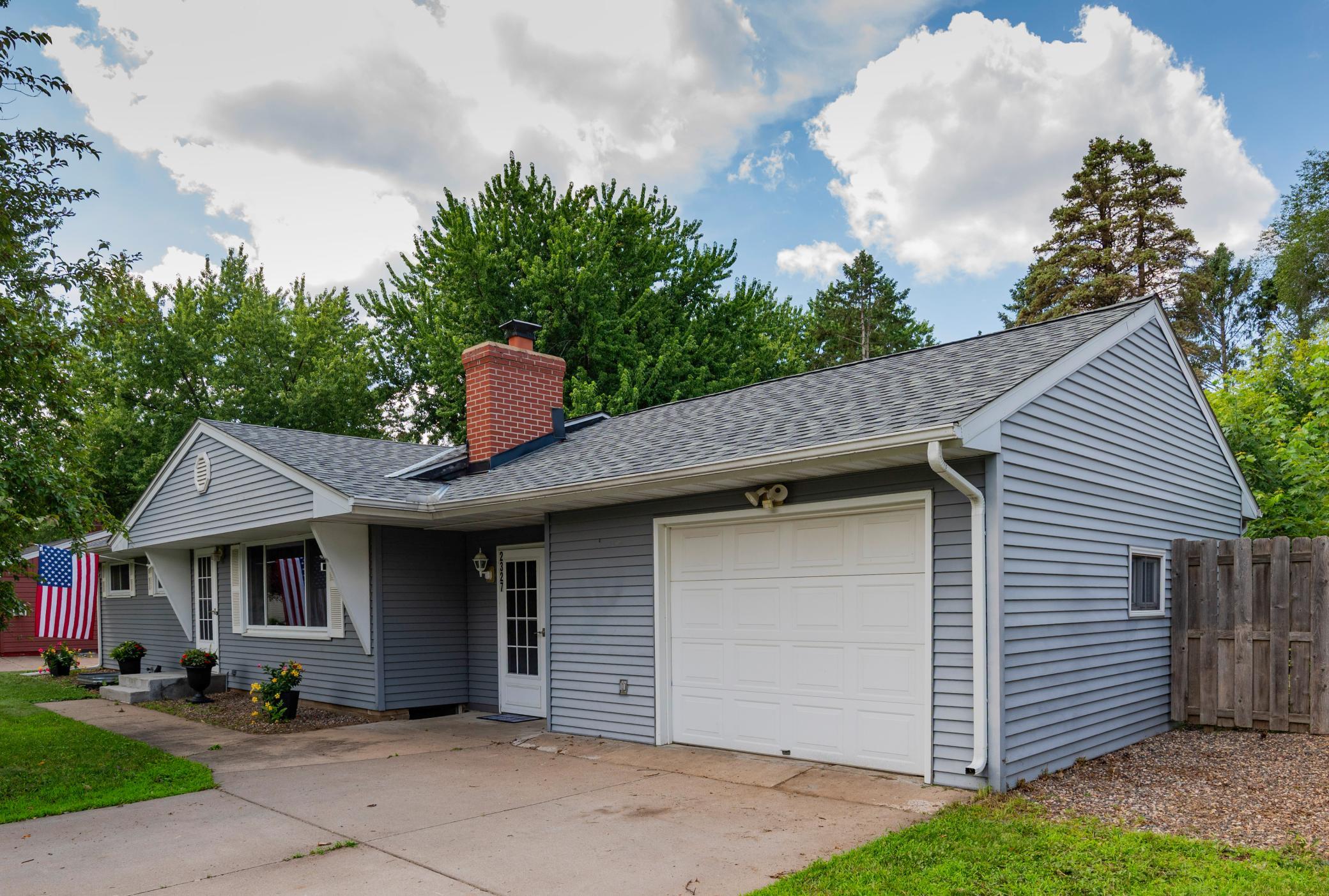 View of Residential at 2327 Circle Drive, White Bear Lake MN 55110, White Bear Lake (3 of 35) - Mike Wilen | Minnesota Team Real Estate