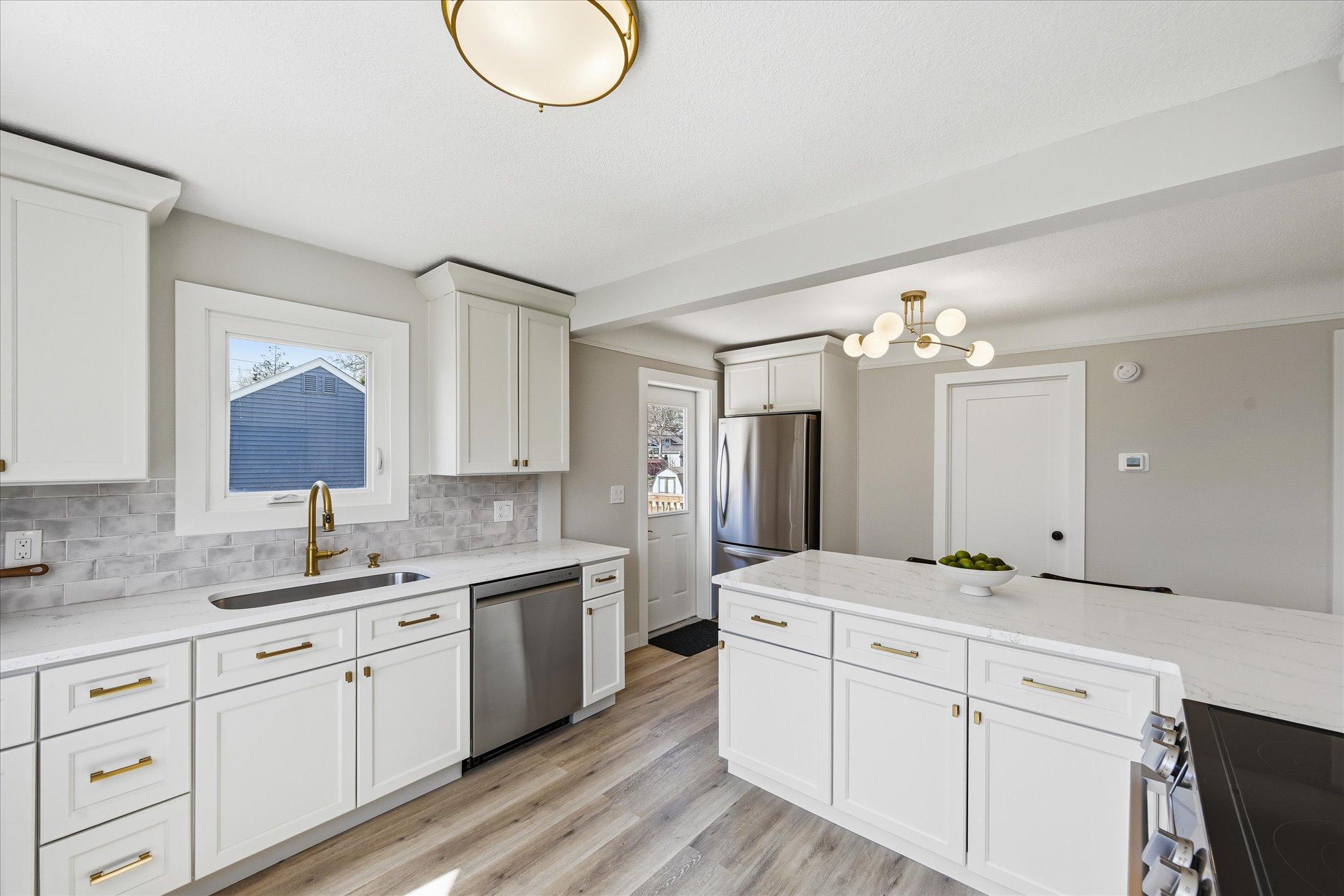 View of Residential at 3370 Library Lane, Saint Louis Park MN 55426, Saint Louis Park (25 of 56) - Mike Wilen | Minnesota Team Real Estate