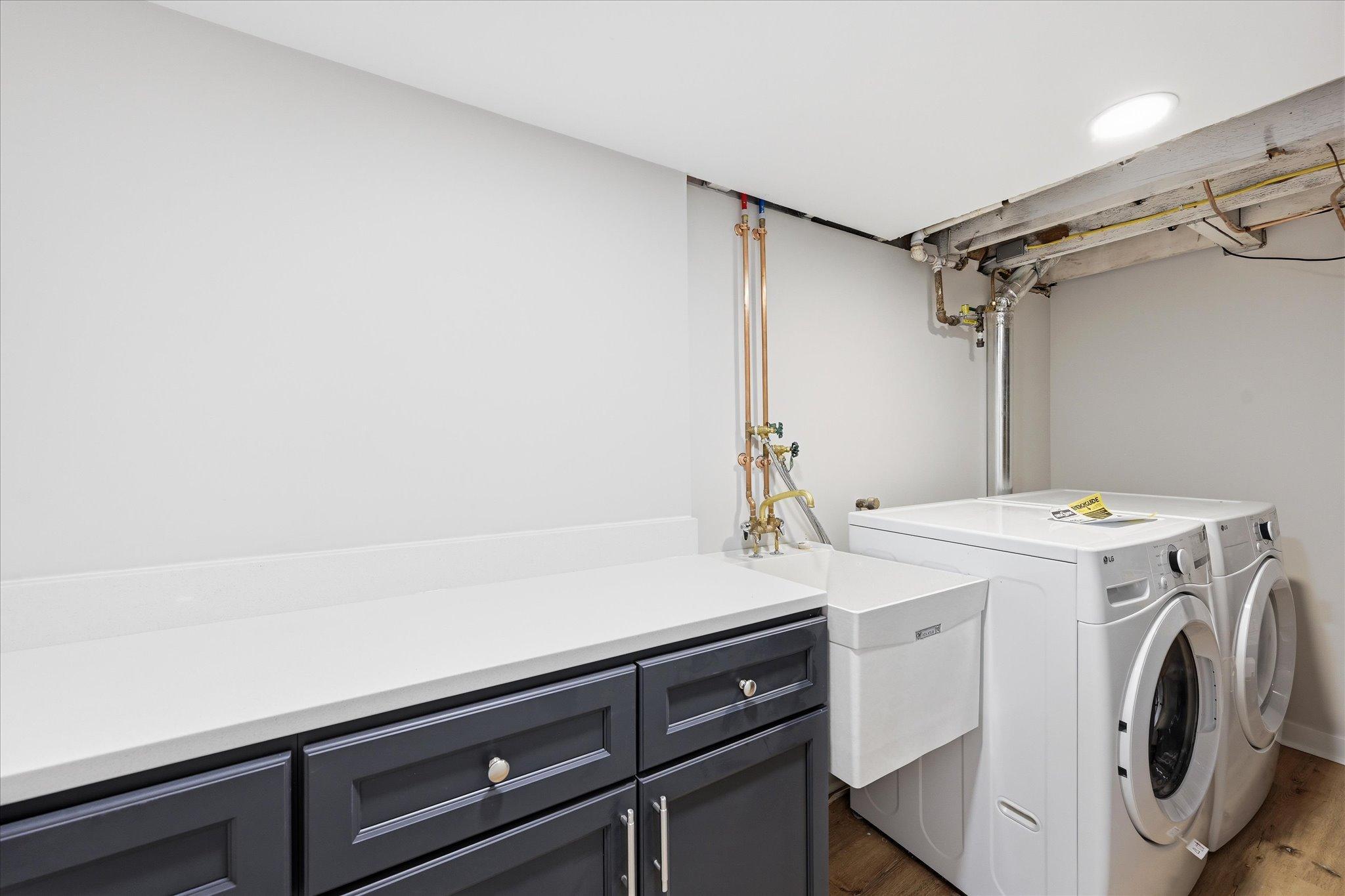 View of Residential at 3370 Library Lane, Saint Louis Park MN 55426, Saint Louis Park (47 of 56) - Mike Wilen | Minnesota Team Real Estate