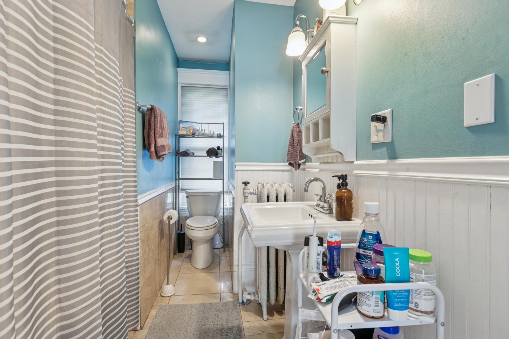 View of Residential Income at 3407 Fremont Avenue, Minneapolis MN 55408, Minneapolis (43 of 49) - Mike Wilen | Minnesota Team Real Estate