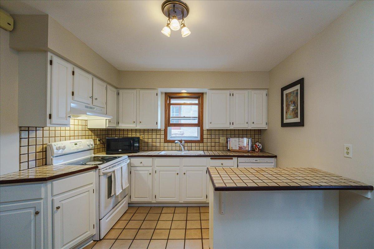 View of Residential at 1263 Minnehaha Avenue, Saint Paul MN 55104, Saint Paul (10 of 46) - Mike Wilen | Minnesota Team Real Estate
