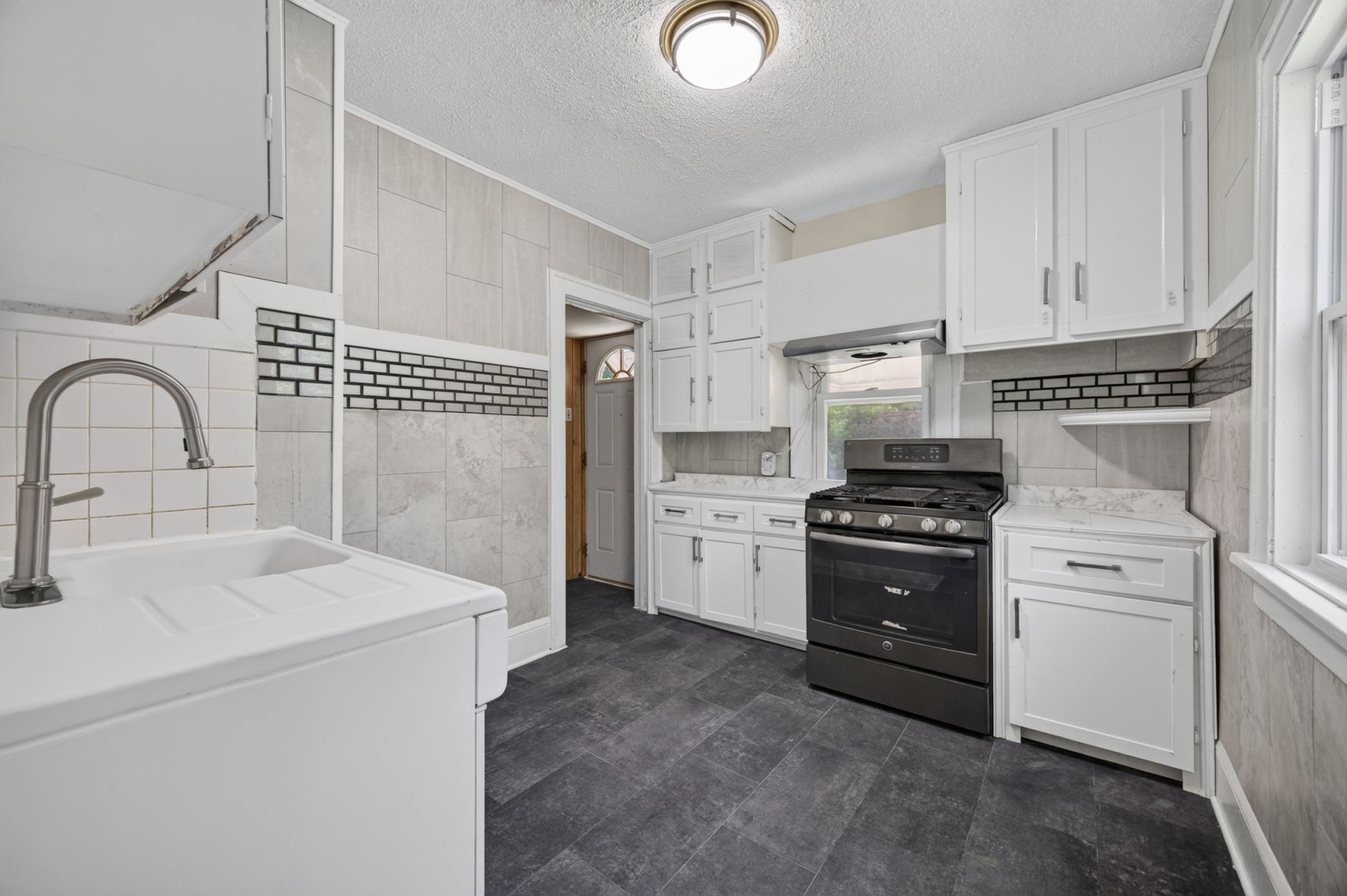 View of Residential at 1227 Arkwright Street, Saint Paul MN 55130, Saint Paul (5 of 36) - Mike Wilen | Minnesota Team Real Estate