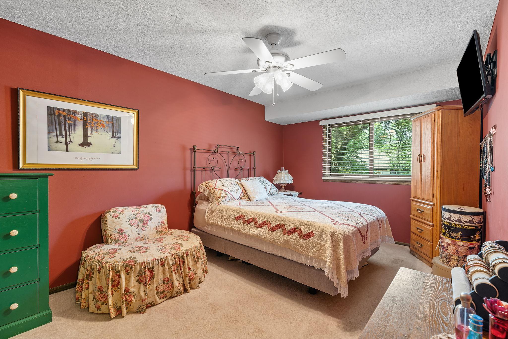 View of Residential at 10717 Yukon Avenue, Bloomington MN 55438, Bloomington (14 of 31) - Mike Wilen | Minnesota Team Real Estate