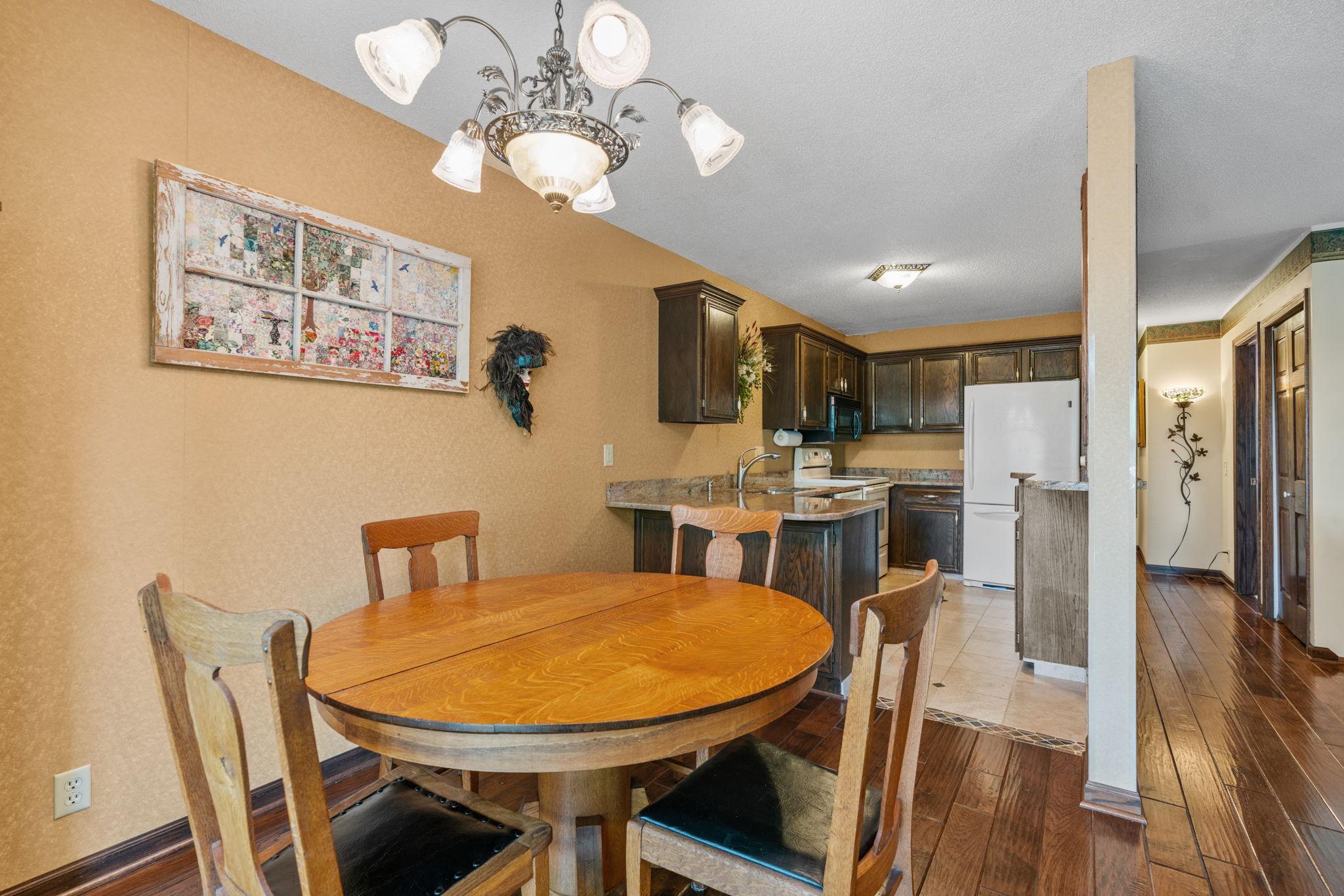 View of Residential at 10717 Yukon Avenue, Bloomington MN 55438, Bloomington (10 of 31) - Mike Wilen | Minnesota Team Real Estate