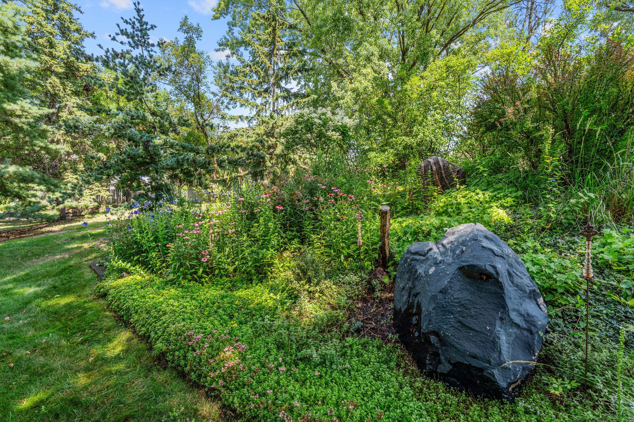 View of Residential at 10717 Yukon Avenue, Bloomington MN 55438, Bloomington (5 of 31) - Mike Wilen | Minnesota Team Real Estate