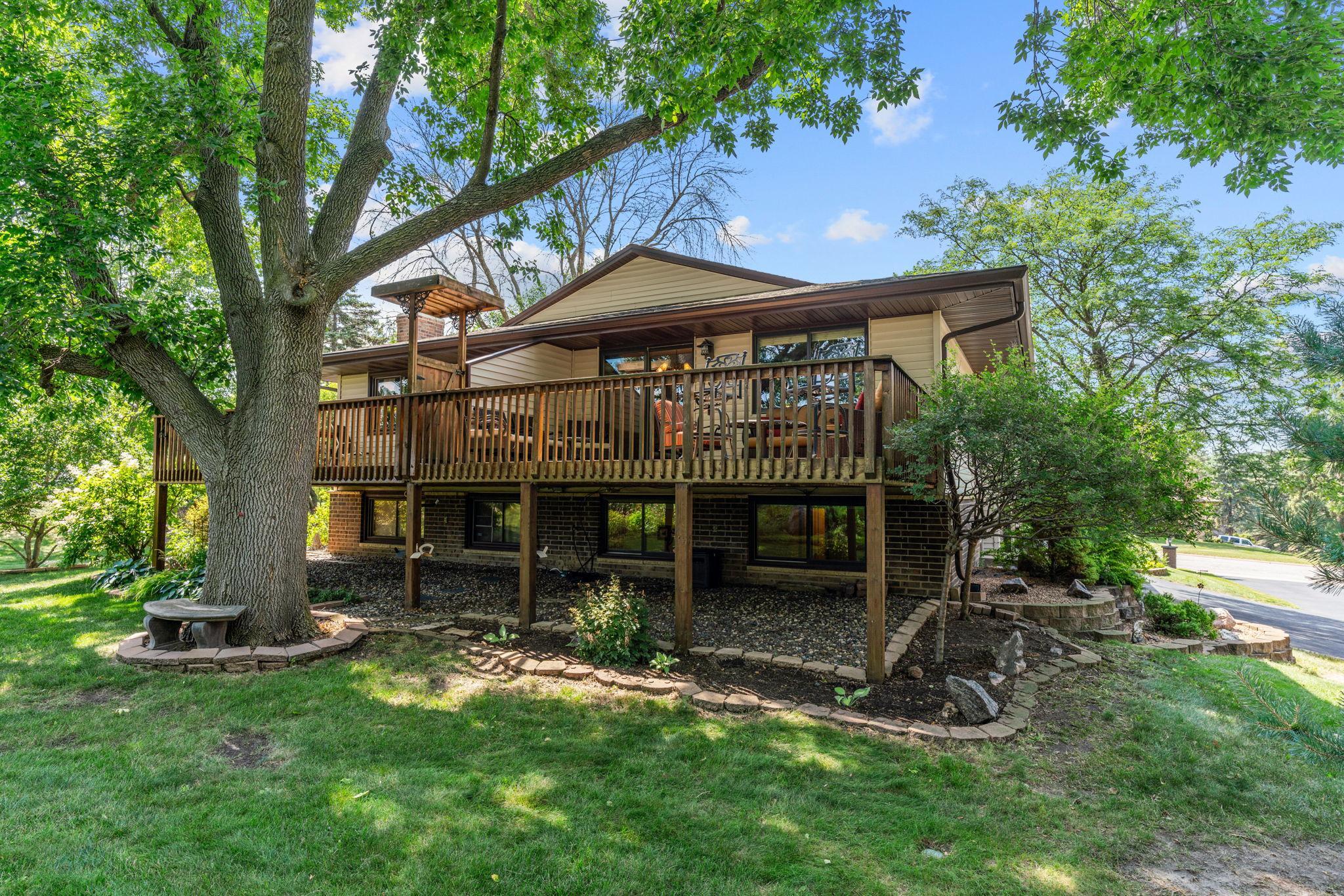 View of Residential at 10717 Yukon Avenue, Bloomington MN 55438, Bloomington (27 of 31) - Mike Wilen | Minnesota Team Real Estate