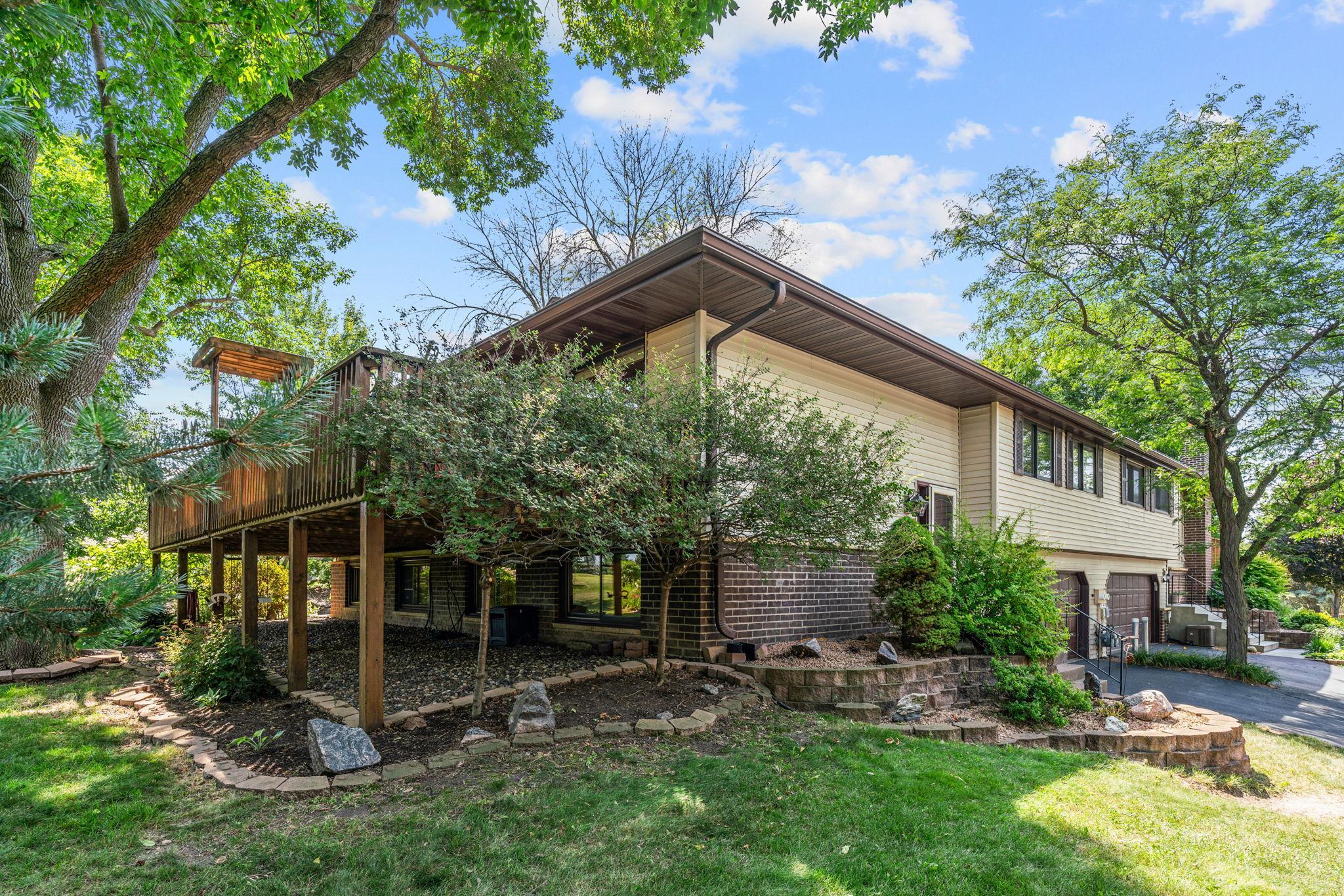 View of Residential at 10717 Yukon Avenue, Bloomington MN 55438, Bloomington (26 of 31) - Mike Wilen | Minnesota Team Real Estate