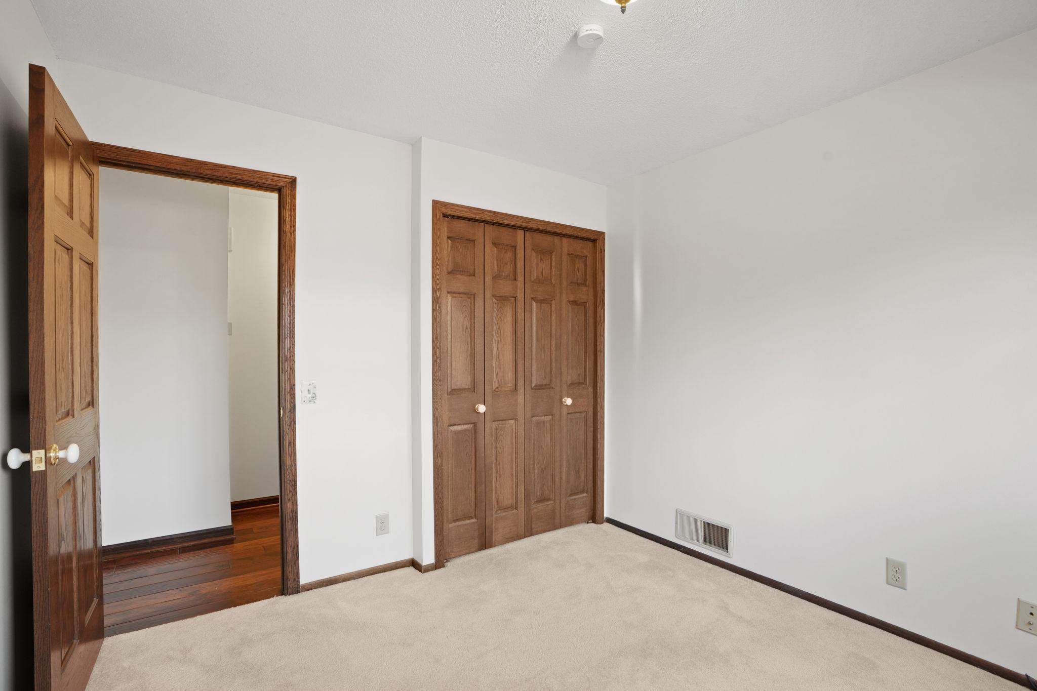 View of Residential at 10717 Yukon Avenue, Bloomington MN 55438, Bloomington (31 of 48) - Mike Wilen | Minnesota Team Real Estate