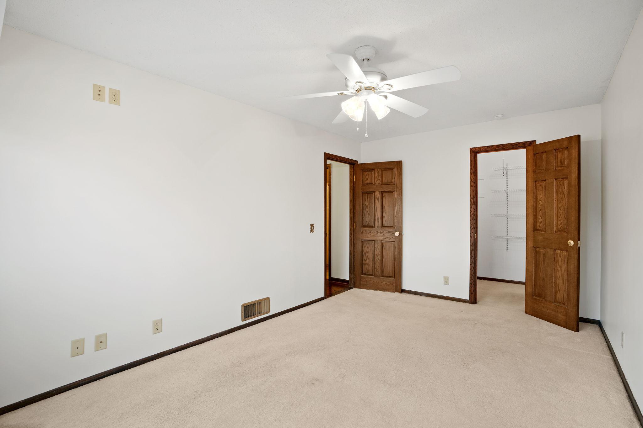 View of Residential at 10717 Yukon Avenue, Bloomington MN 55438, Bloomington (21 of 48) - Mike Wilen | Minnesota Team Real Estate