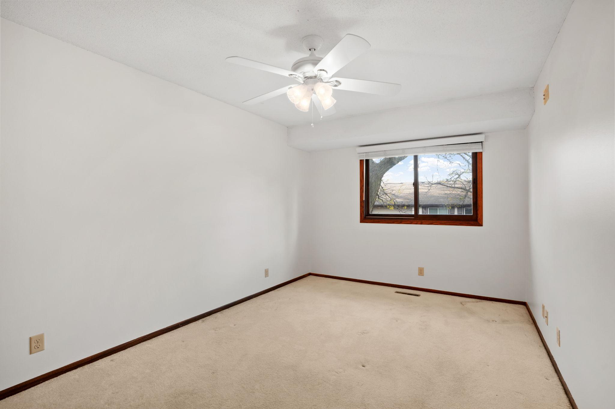 View of Residential at 10717 Yukon Avenue, Bloomington MN 55438, Bloomington (17 of 48) - Mike Wilen | Minnesota Team Real Estate