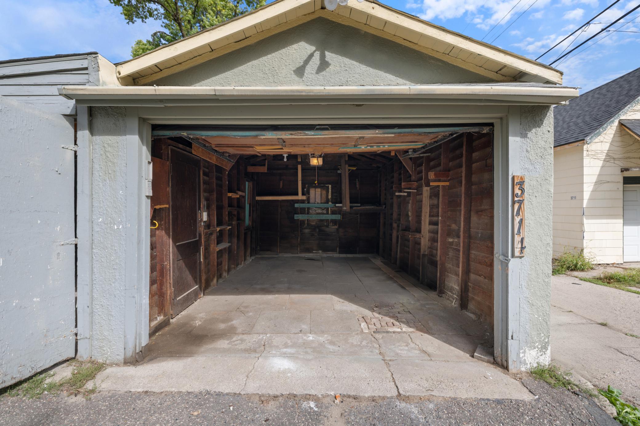 View of Residential at 3714 Oliver Avenue, Minneapolis MN 55412, Minneapolis (35 of 36) - Mike Wilen | Minnesota Team Real Estate