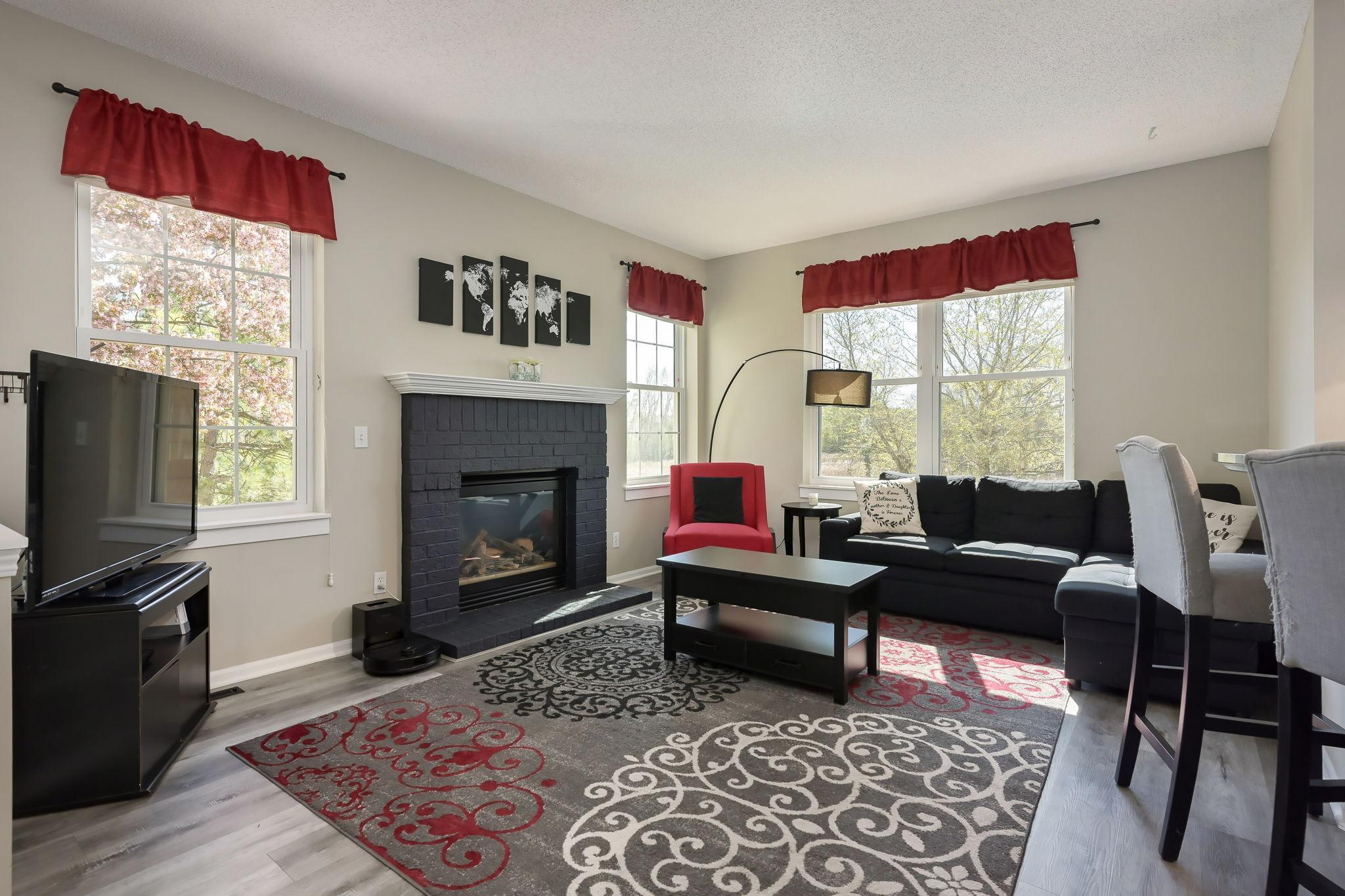 View of Residential at 8960 Comstock Lane, Maple Grove MN 55311, Maple Grove (15 of 49) - Mike Wilen | Minnesota Team Real Estate