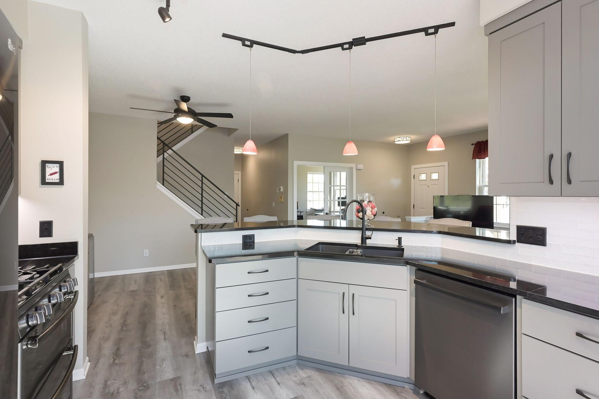 View of Residential at 8960 Comstock Lane, Maple Grove MN 55311, Maple Grove (22 of 49) - Mike Wilen | Minnesota Team Real Estate