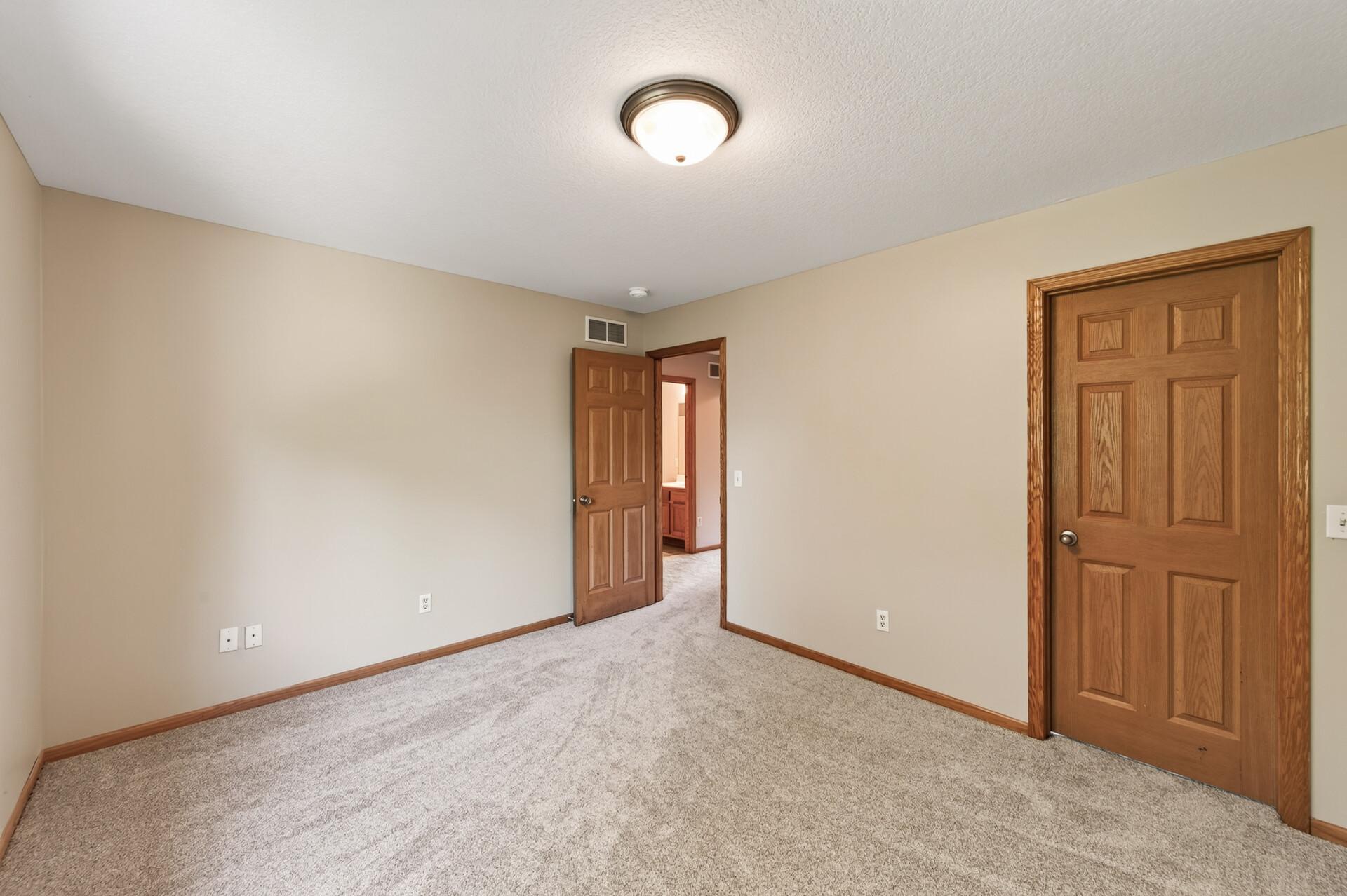View of Residential at 833 Glen Terrace, Newport MN 55055, Newport (28 of 42) - Mike Wilen | Minnesota Team Real Estate