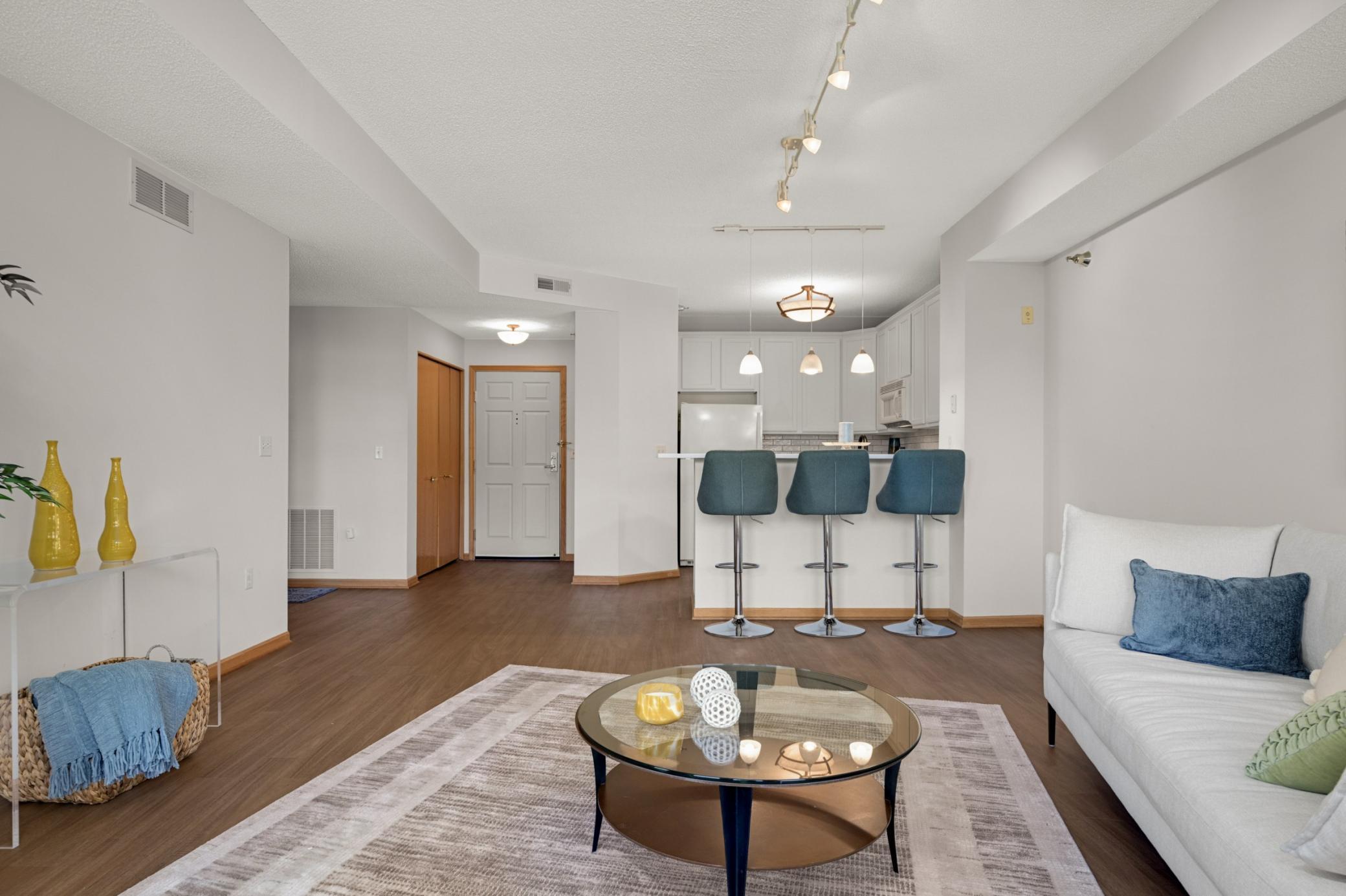 View of Residential at 600 2nd Street #405, Minneapolis MN 55401, Minneapolis (6 of 32) - Mike Wilen | Minnesota Team Real Estate