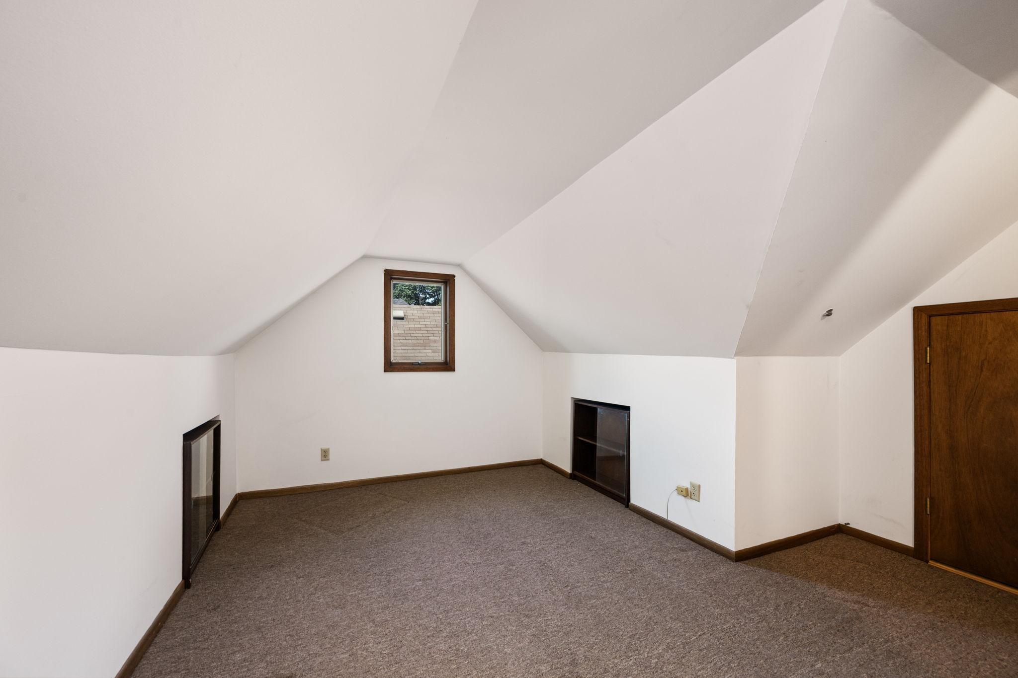 View of Residential at 835 3rd Street, Saint Paul MN 55106, Saint Paul (33 of 46) - Mike Wilen | Minnesota Team Real Estate
