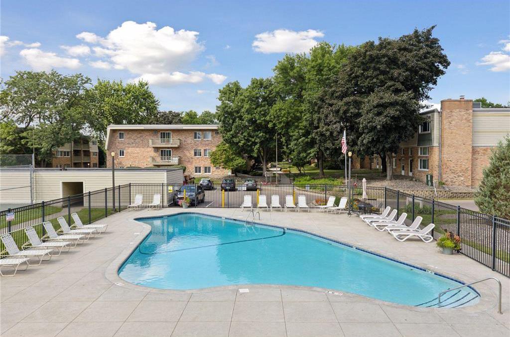 View of Residential at 7412 22nd Street #104, Saint Louis Park MN 55426, Saint Louis Park (38 of 39) - Mike Wilen | Minnesota Team Real Estate