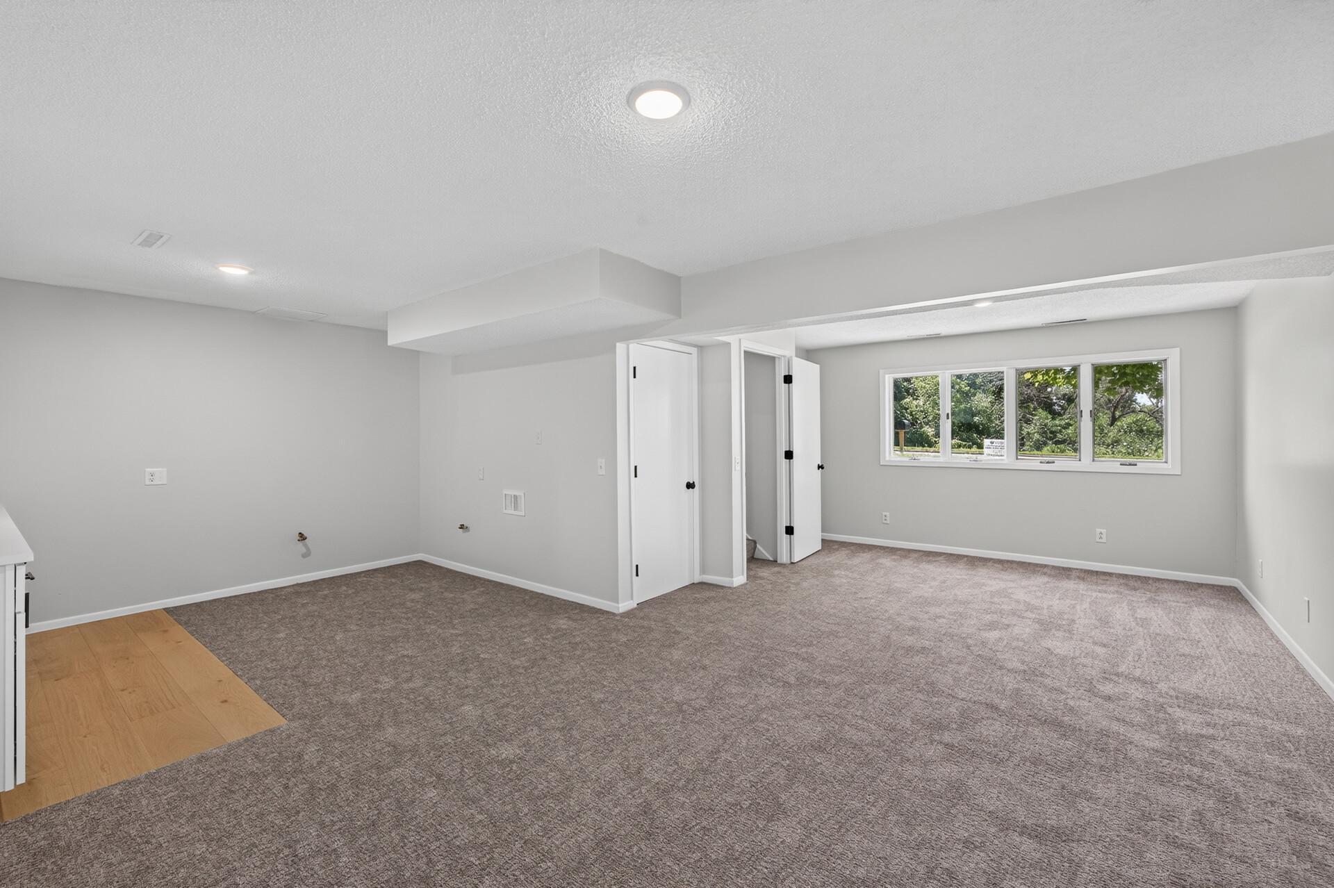 View of Residential at 2709 Holloway Avenue, North Saint Paul MN 55109, North Saint Paul (21 of 37) - Mike Wilen | Minnesota Team Real Estate