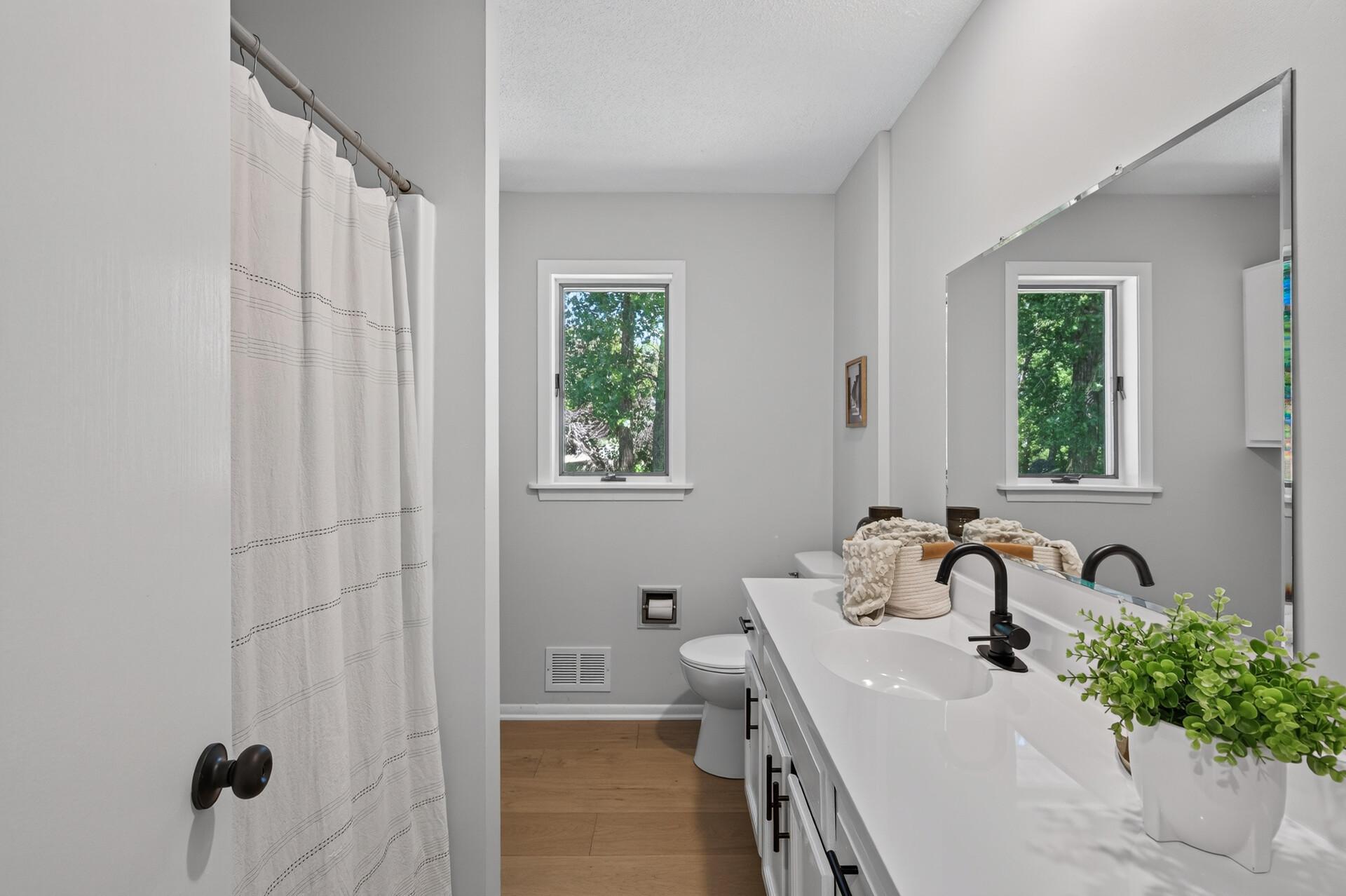 View of Residential at 2709 Holloway Avenue, North Saint Paul MN 55109, North Saint Paul (18 of 37) - Mike Wilen | Minnesota Team Real Estate